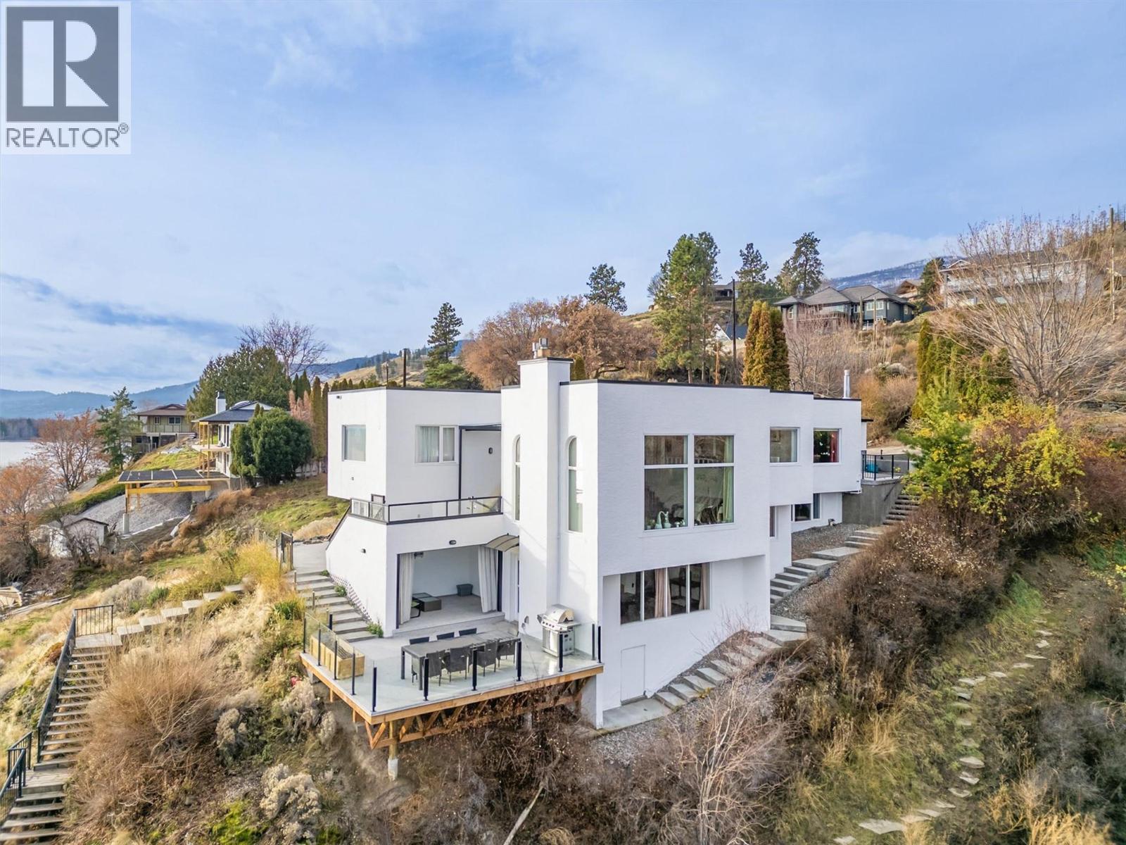 15 Traders Cove Road