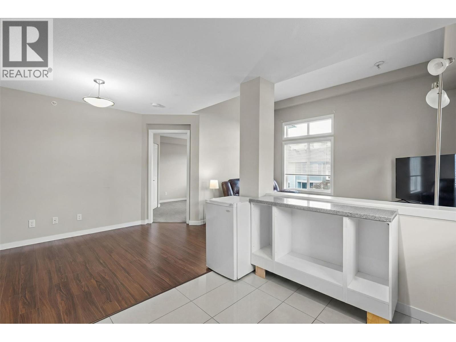 571 Yates Road Unit# 403