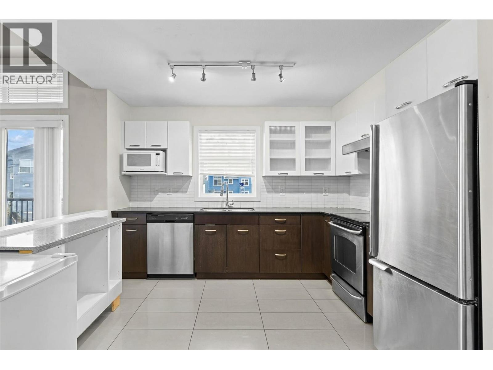571 Yates Road Unit# 403