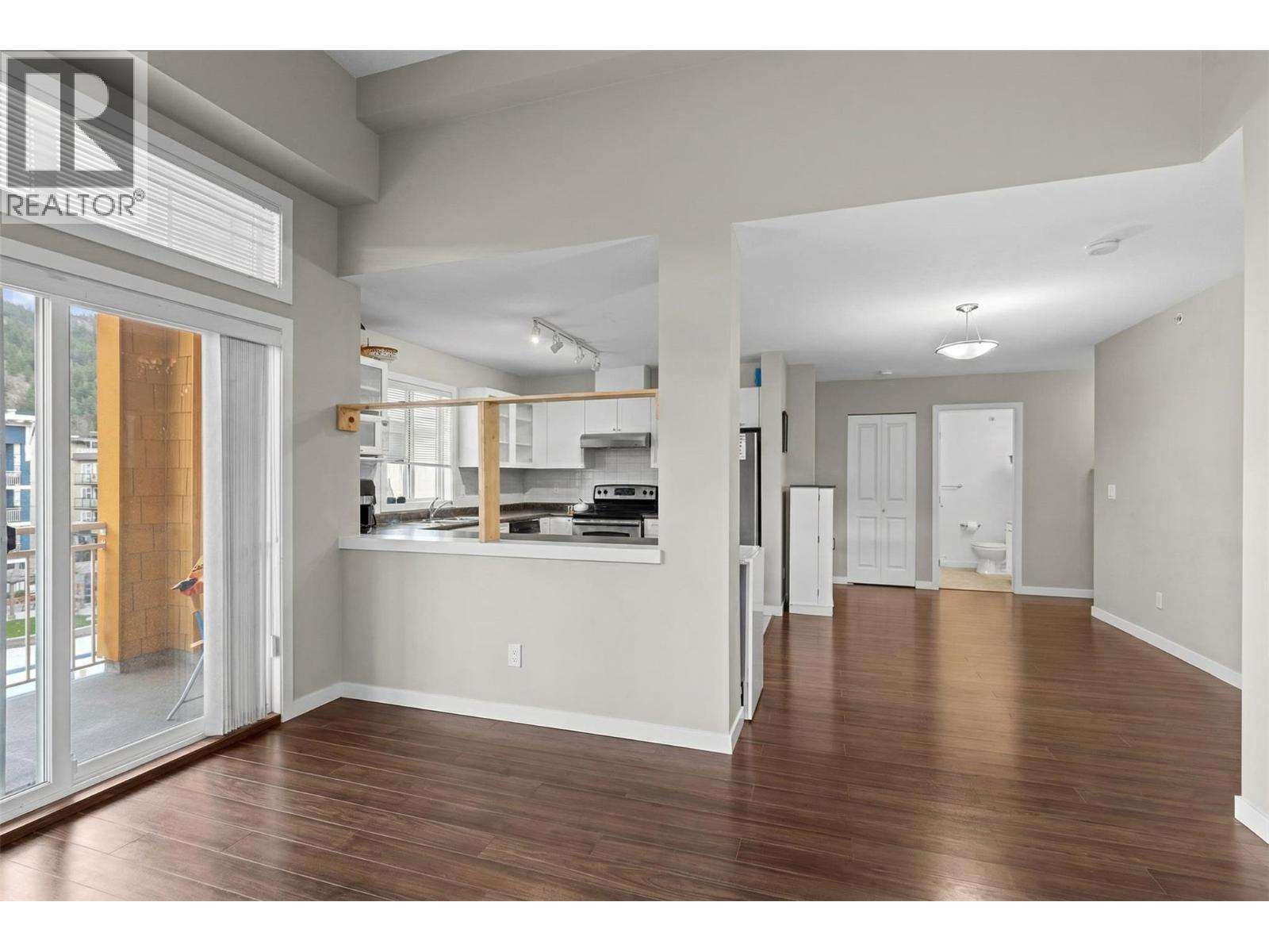571 Yates Road Unit# 403