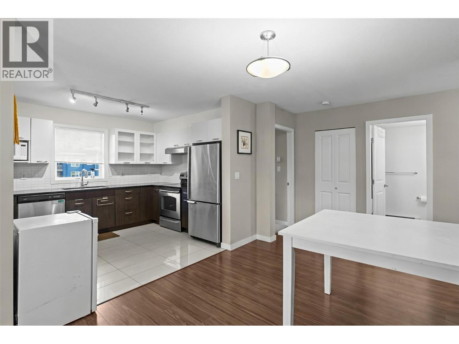 571 Yates Road Unit# 403