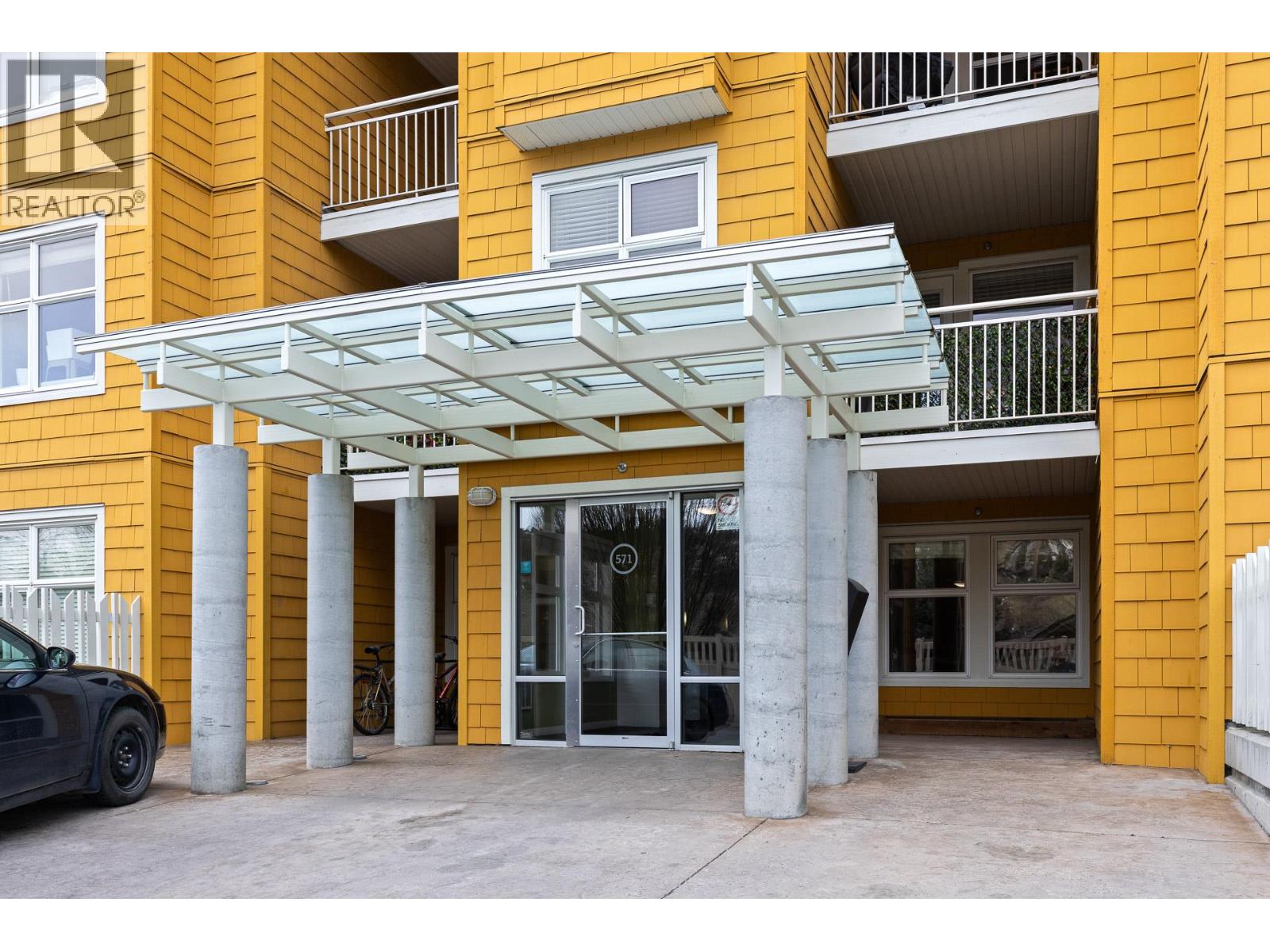 571 Yates Road Unit# 403