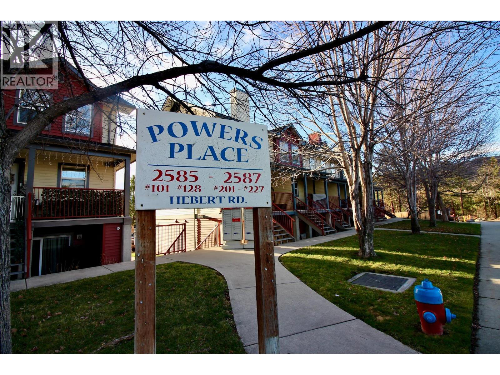 2585 Hebert Road Unit# 121