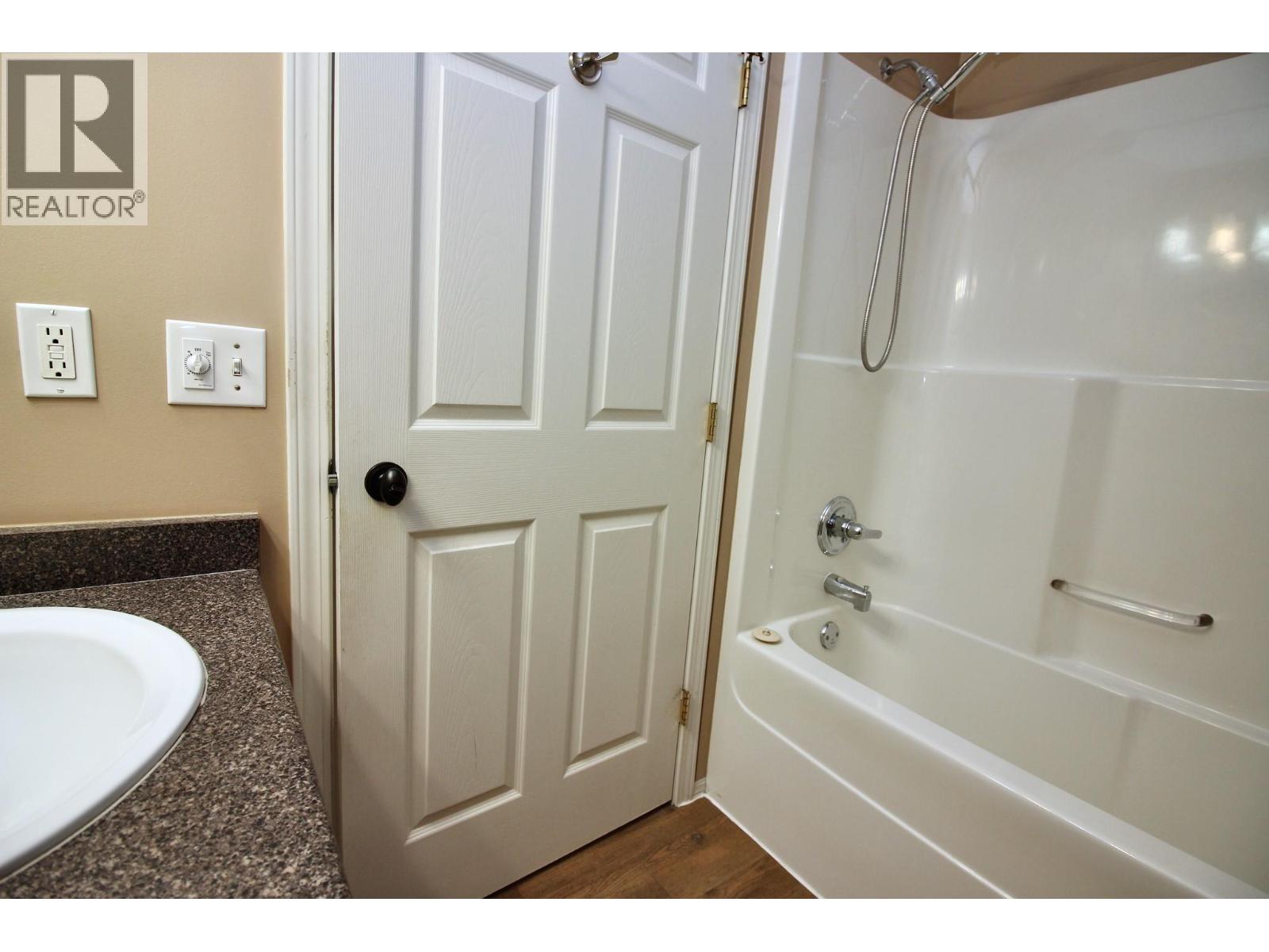 2585 Hebert Road Unit# 121