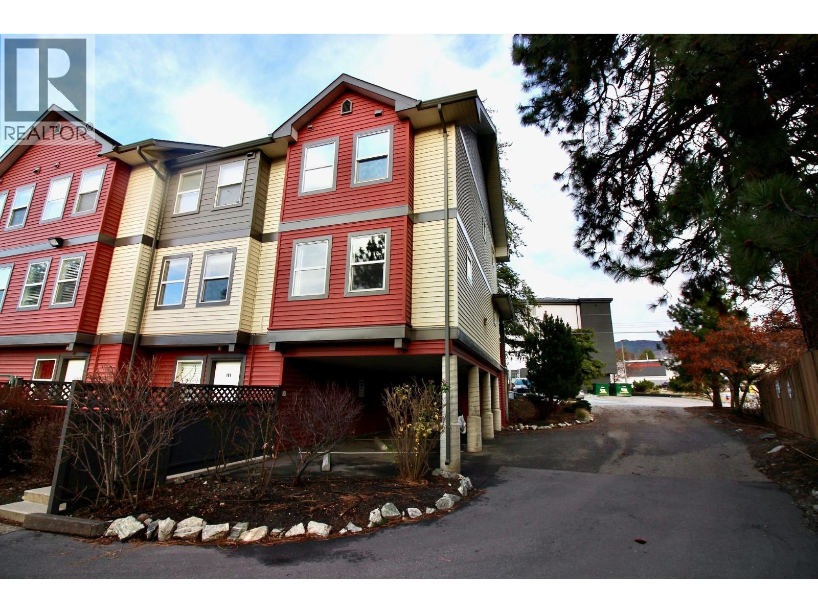 2585 Hebert Road Unit# 121