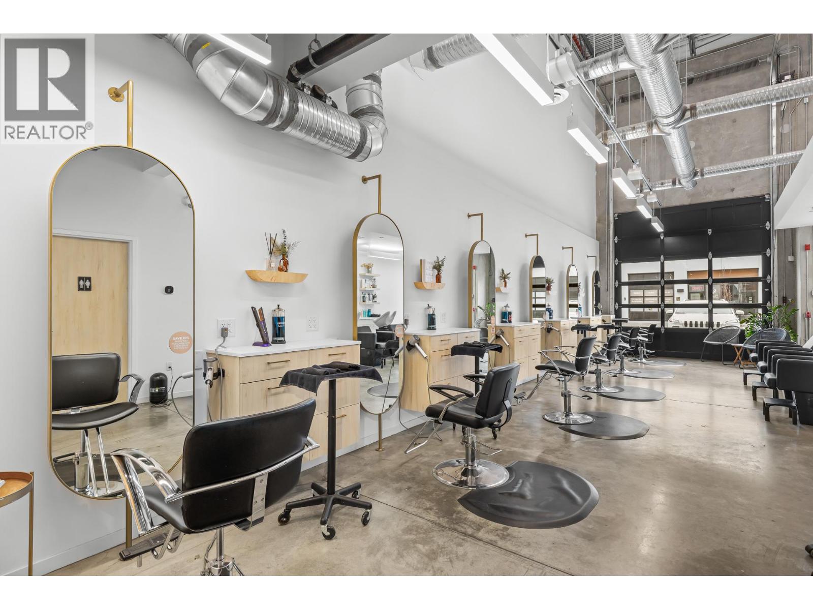 815 Vaughan Avenue Unit# 103