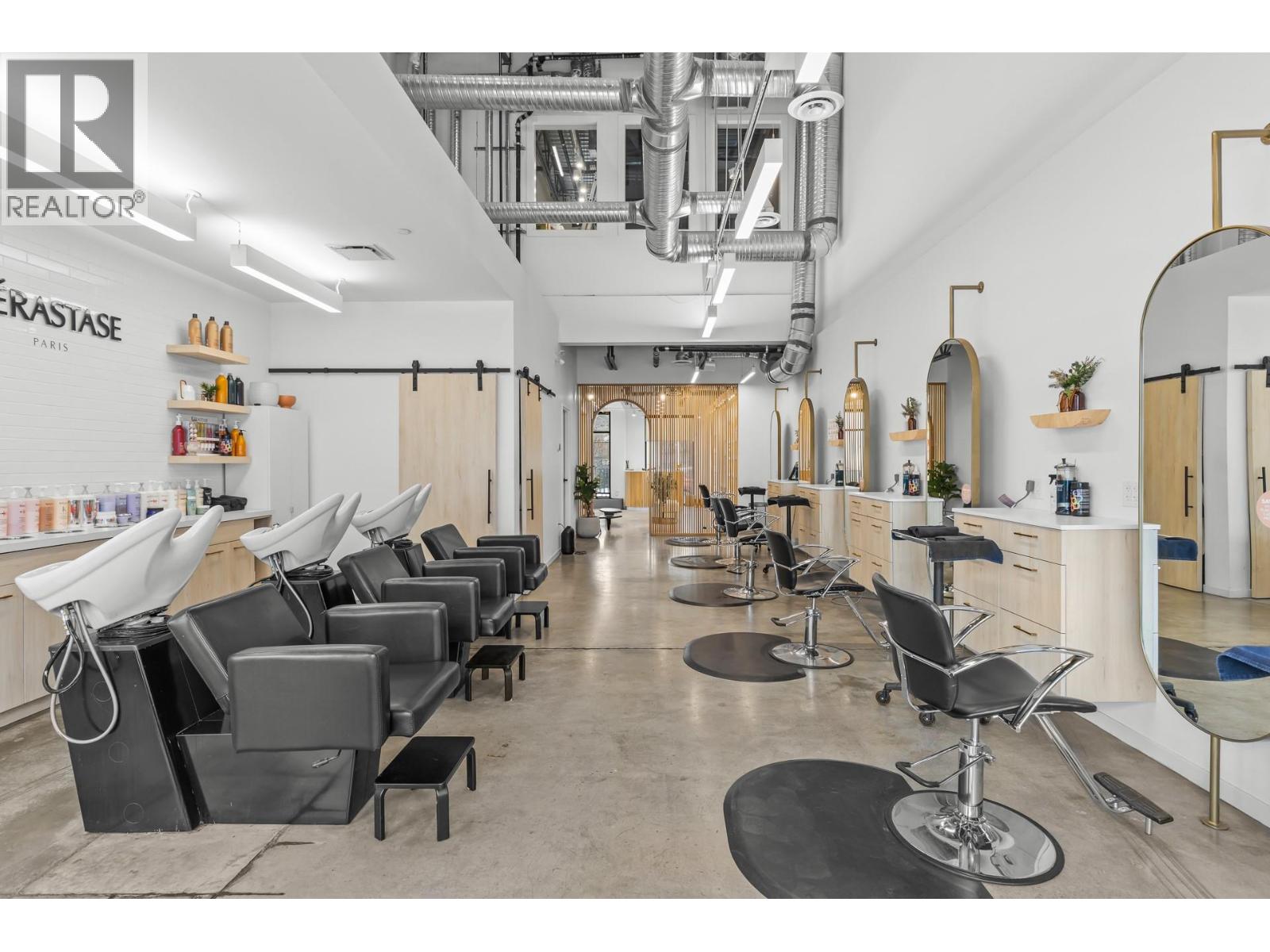 815 Vaughan Avenue Unit# 103