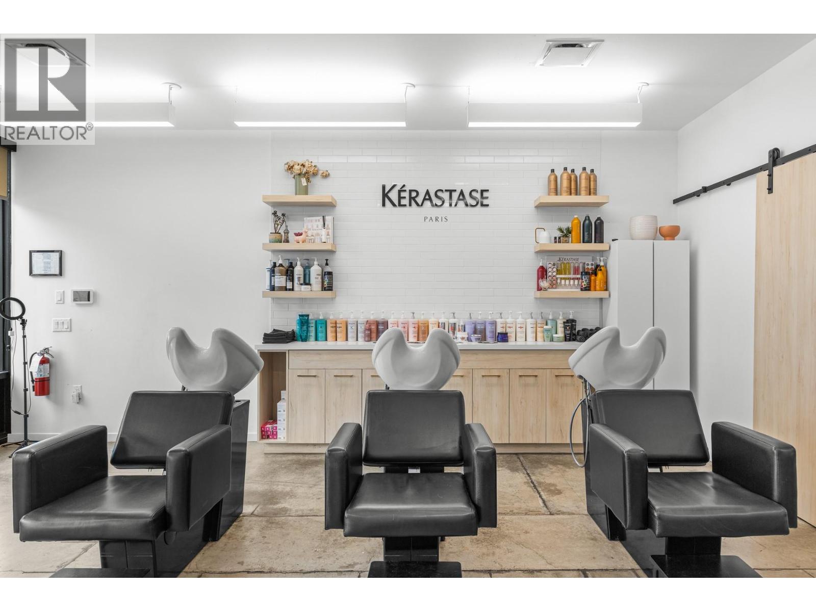 815 Vaughan Avenue Unit# 103