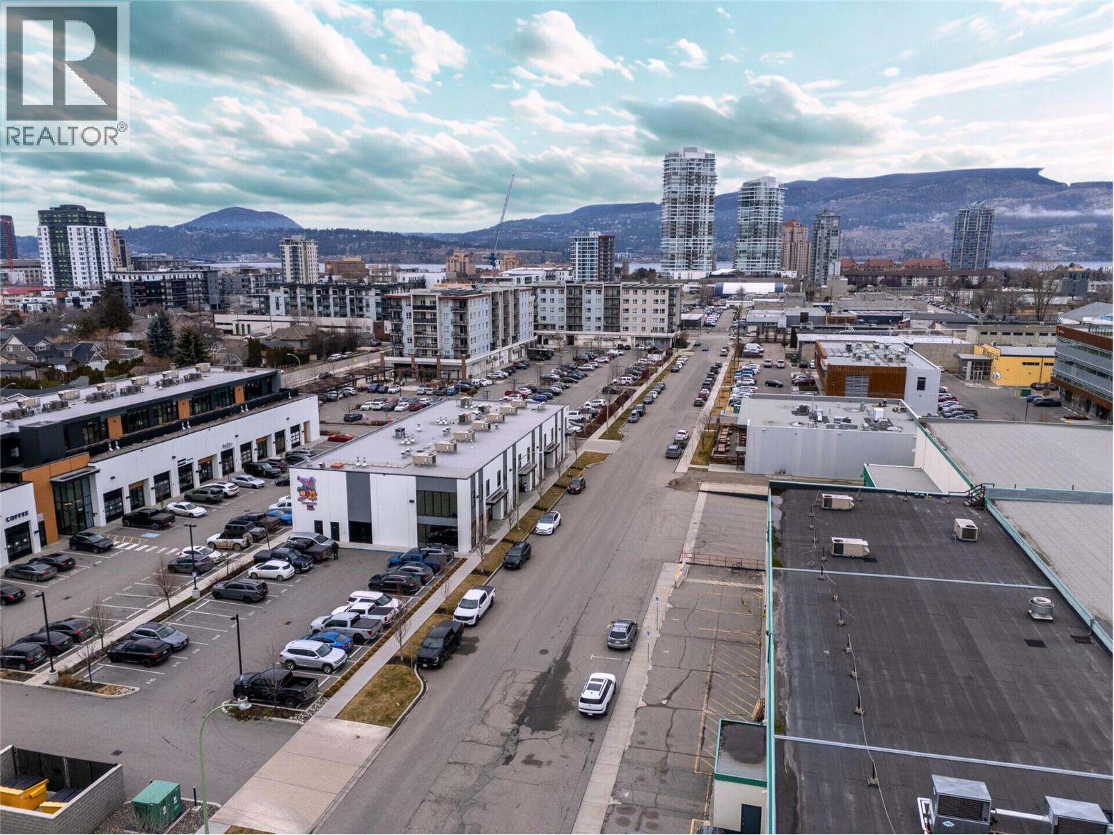 815 Vaughan Avenue Unit# 103