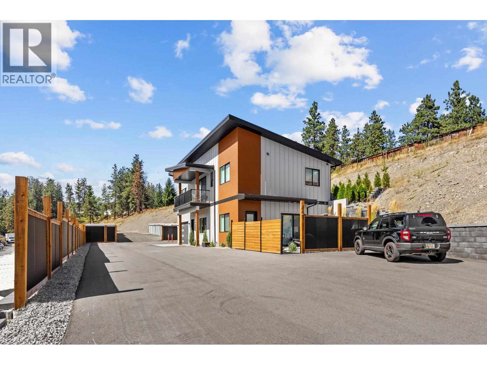 2670 Lower Glenrosa Road