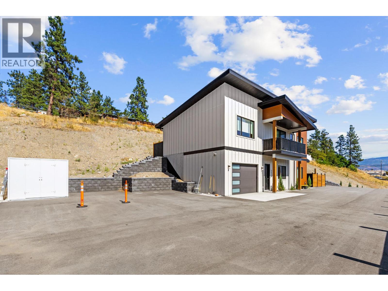 2670 Lower Glenrosa Road