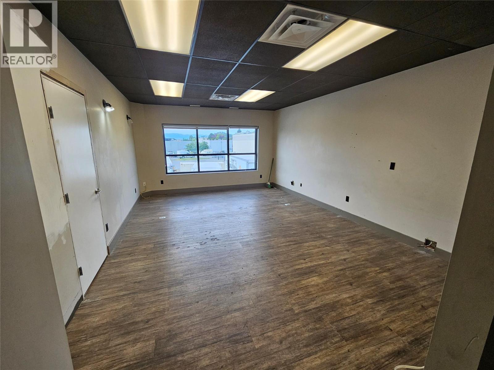 480 Neave Court Unit# 103