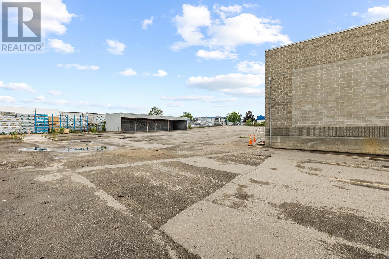 2605 Acland Road