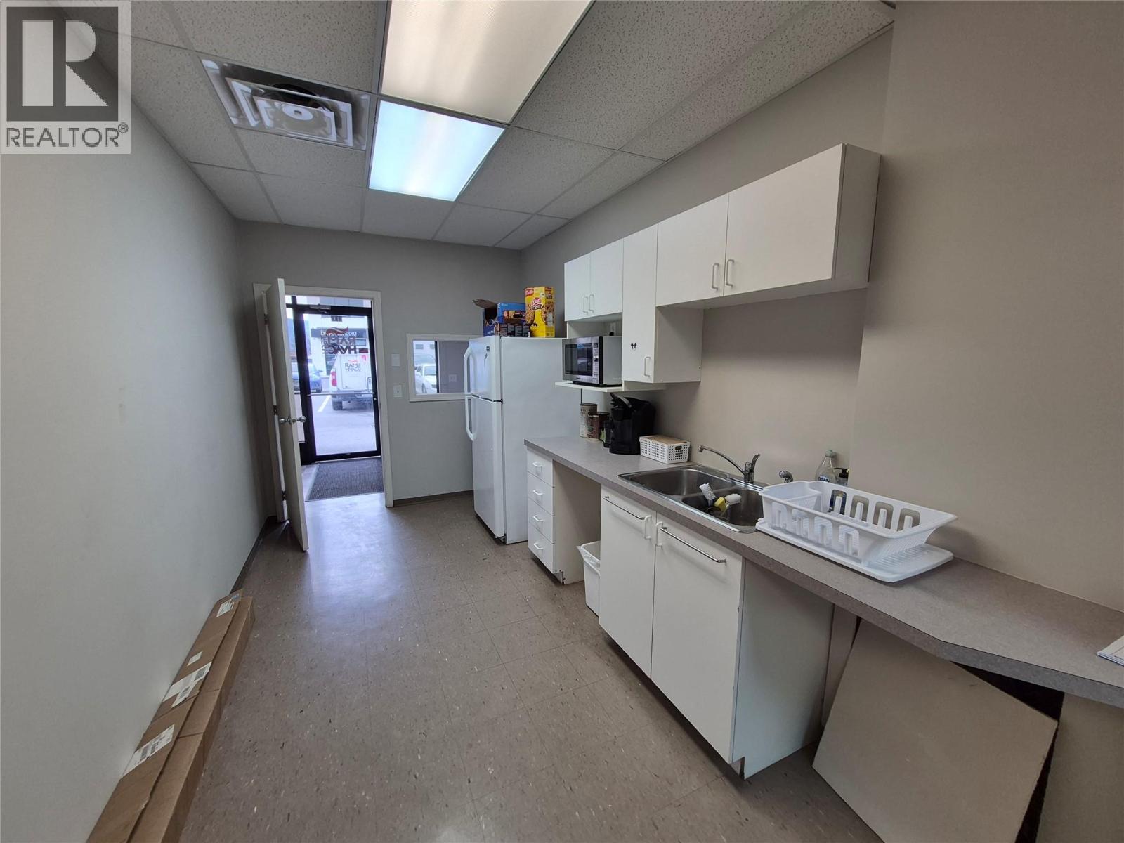 470 Neave Court Unit# 103