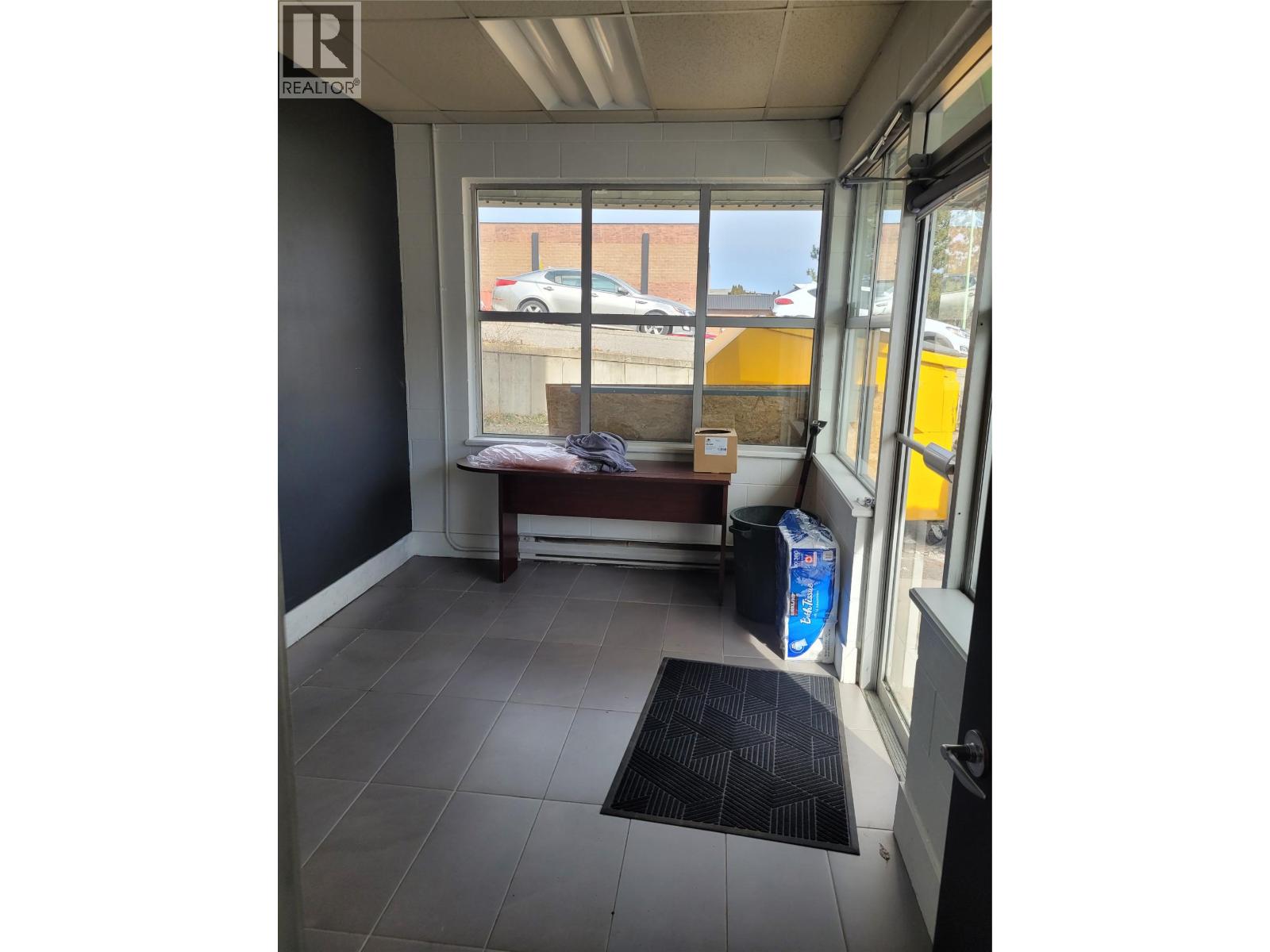 364 Lougheed Road Unit# 1