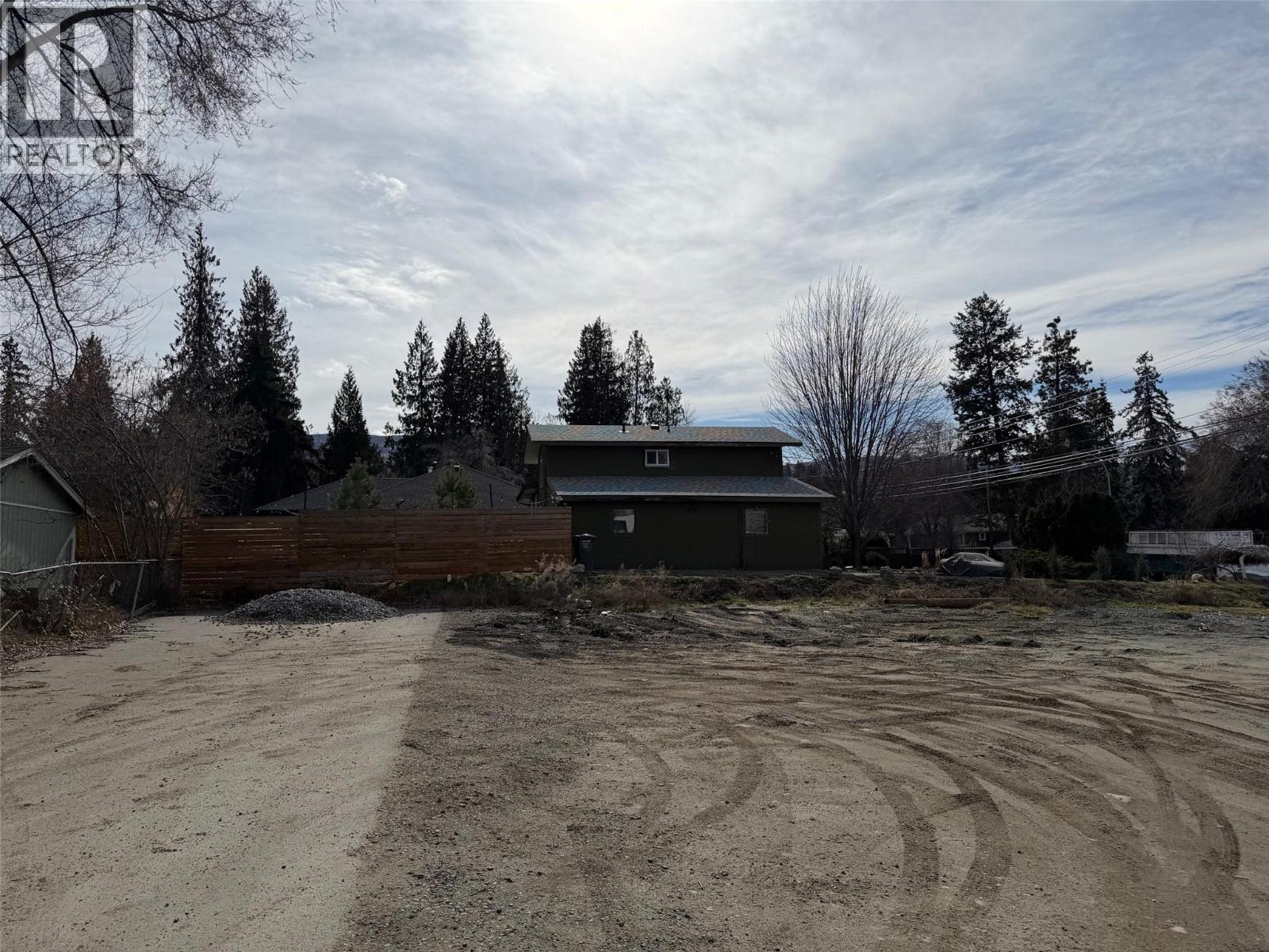 4573 Gordon Drive