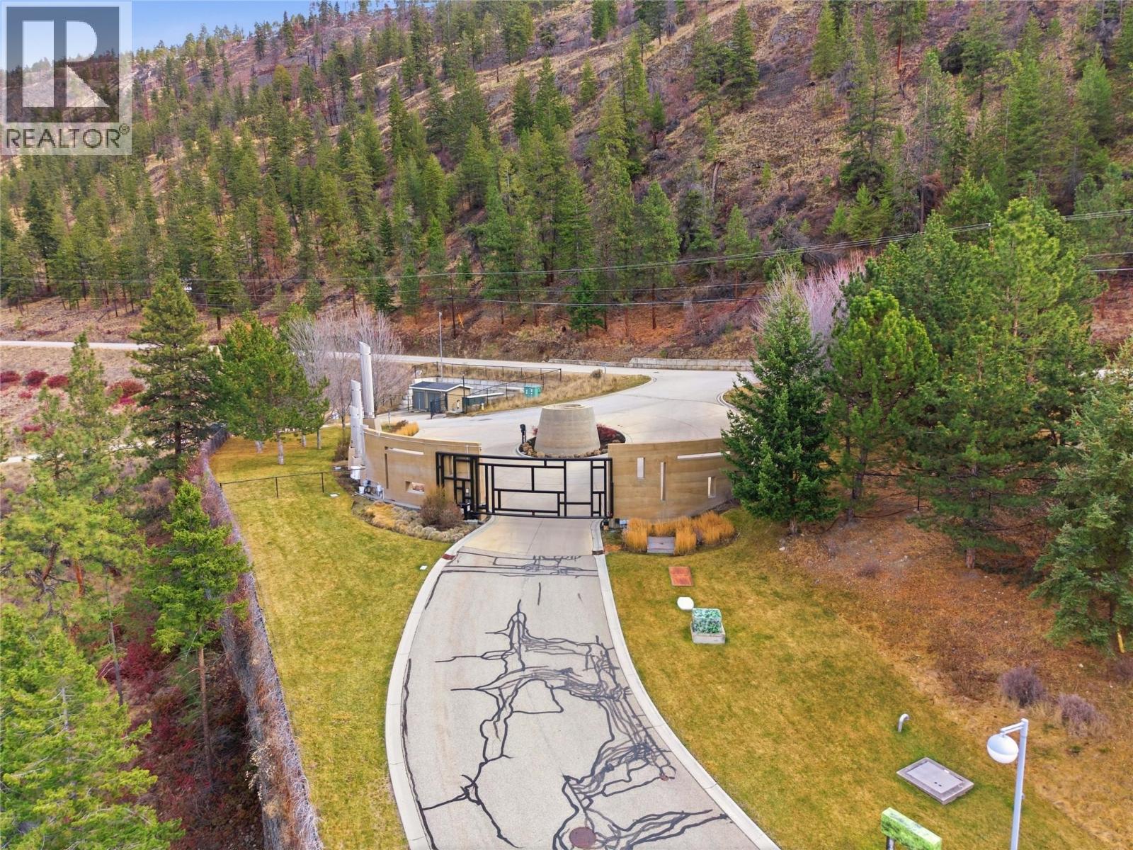 180 Sheerwater Court Unit# 8