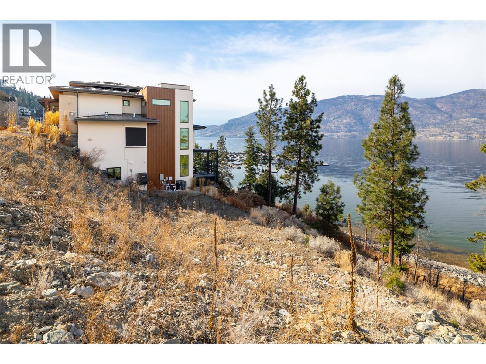 3504 Arrowroot Drive