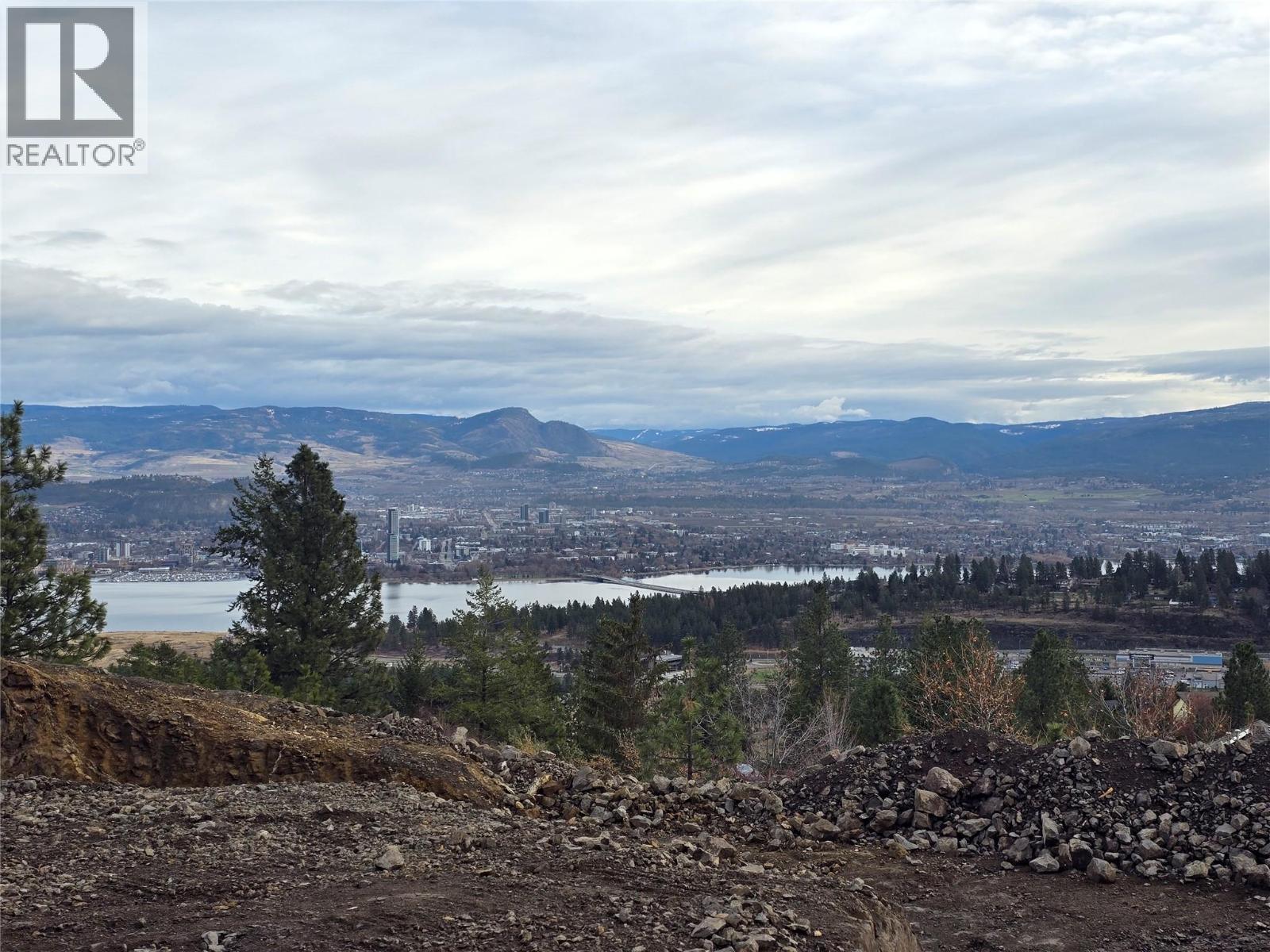PROPOSED LOT A 930 Pinewood Place Lot# Prop.LOT A