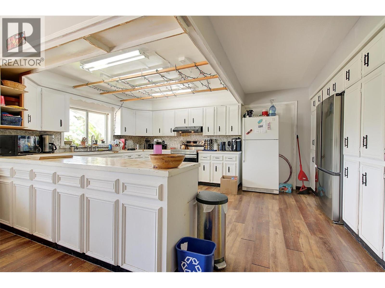 215 Arab Road