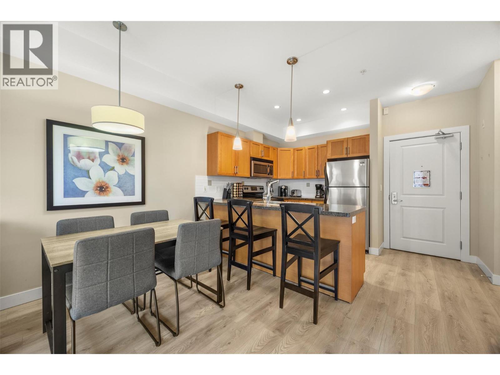 3211 Skyview Lane Unit# 211