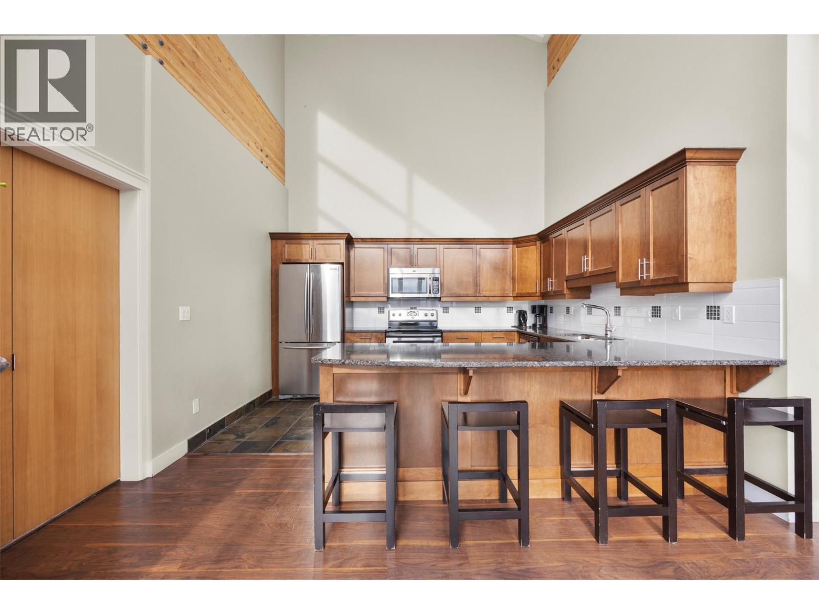 3211 Skyview Lane Unit# 211