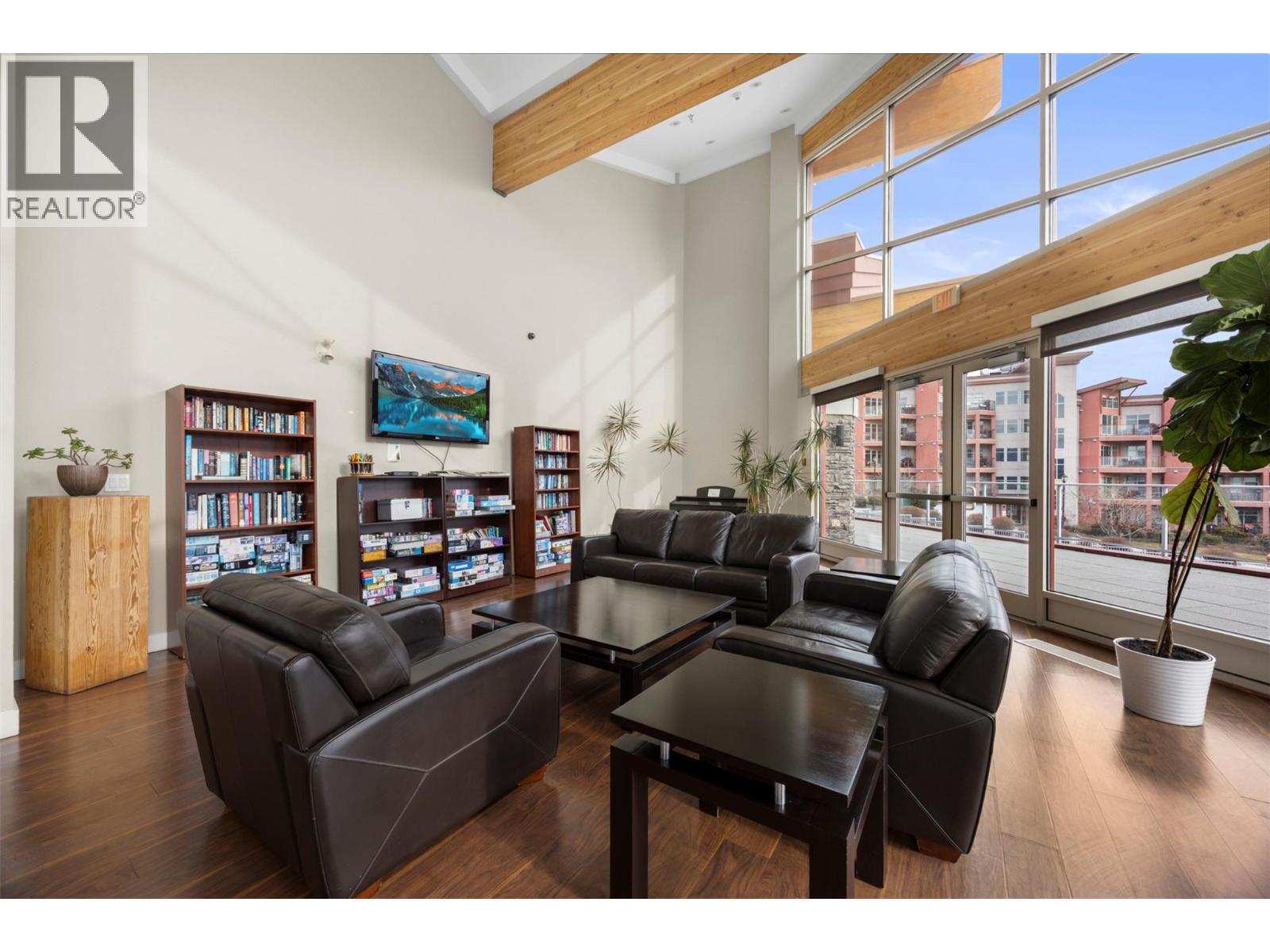 3211 Skyview Lane Unit# 211