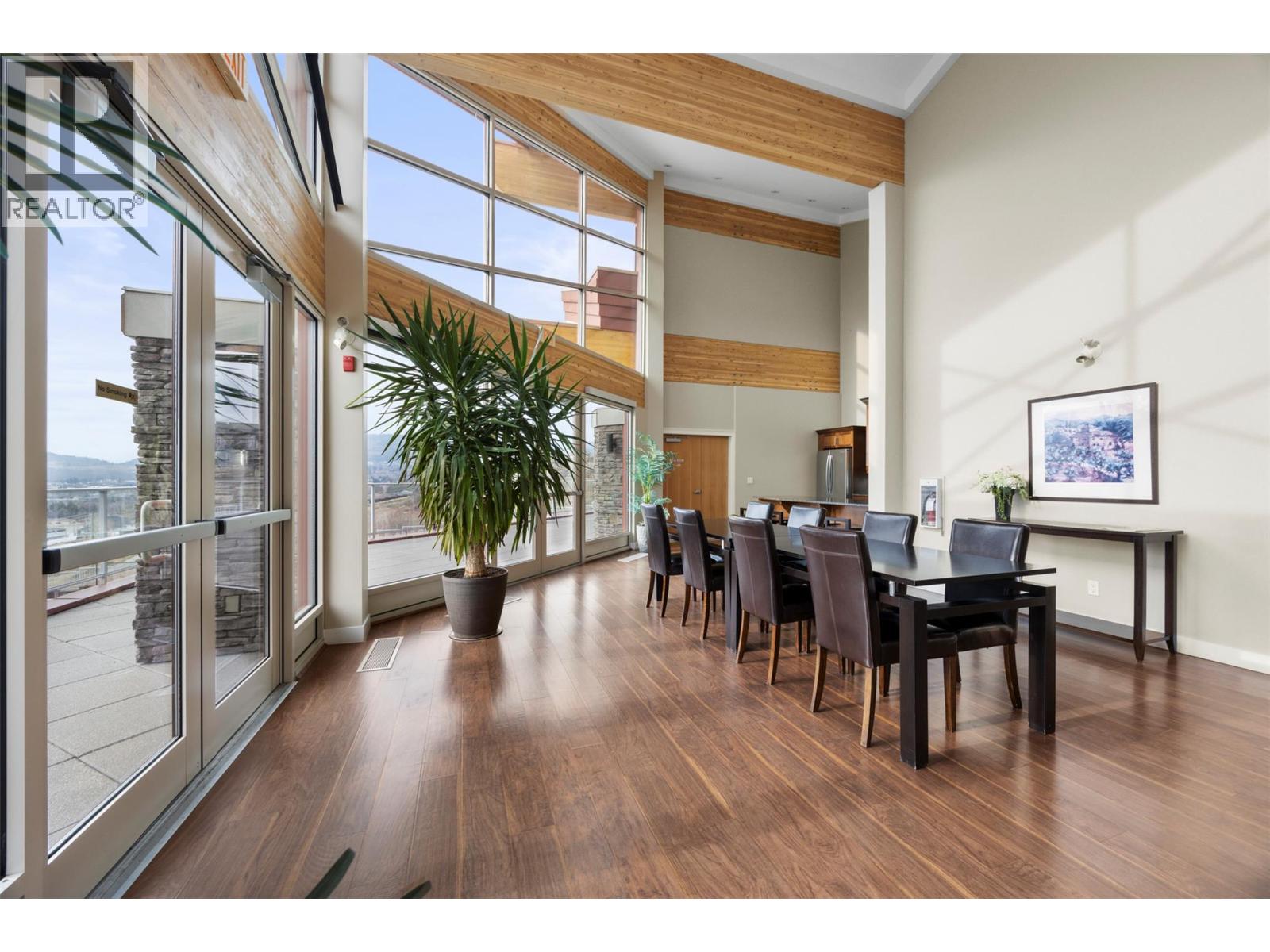 3211 Skyview Lane Unit# 211