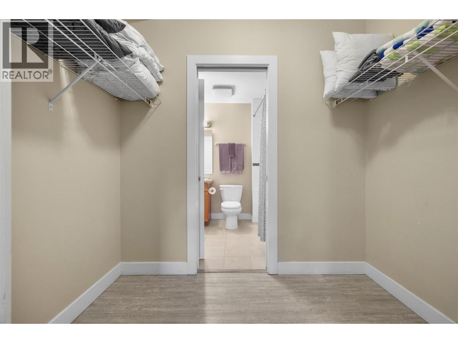 3211 Skyview Lane Unit# 211