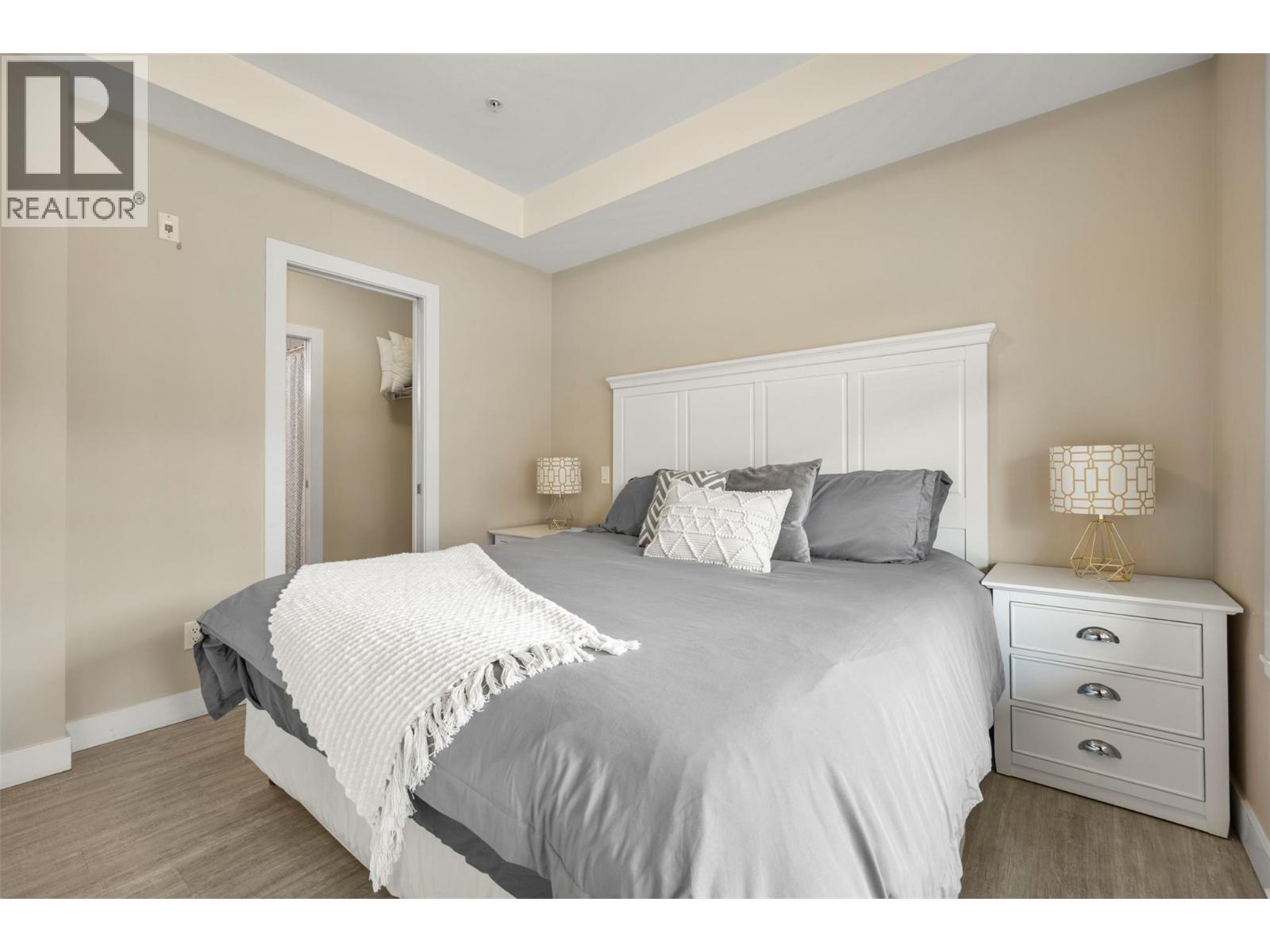 3211 Skyview Lane Unit# 211