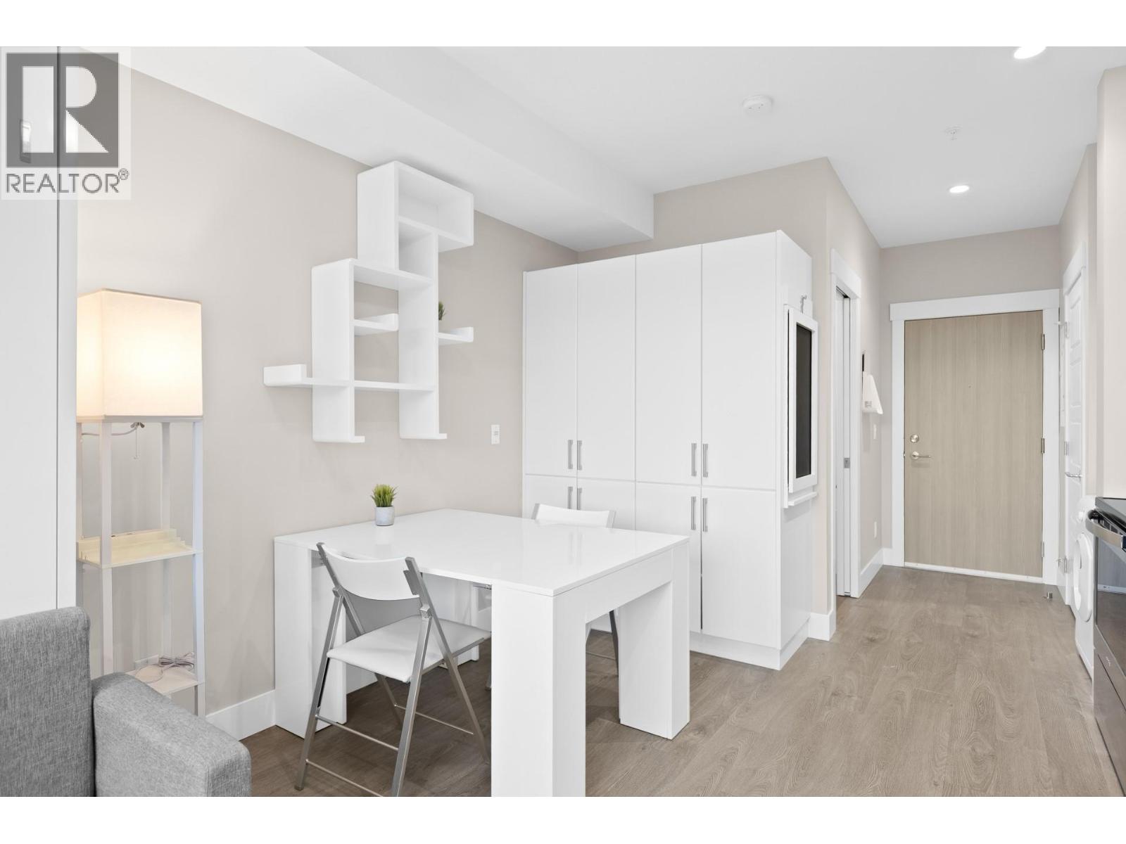 925 Leon Avenue Unit# 430