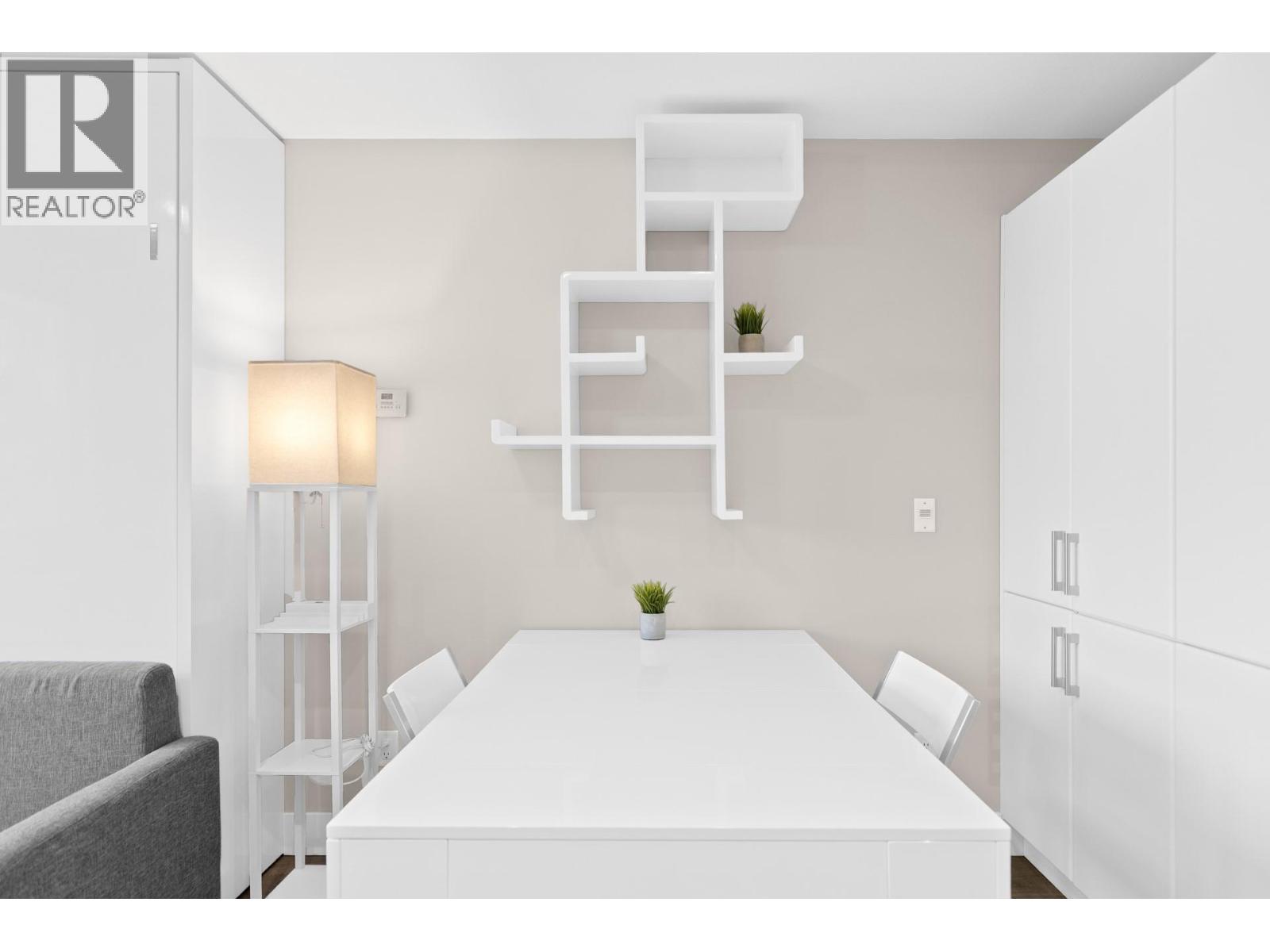 925 Leon Avenue Unit# 430