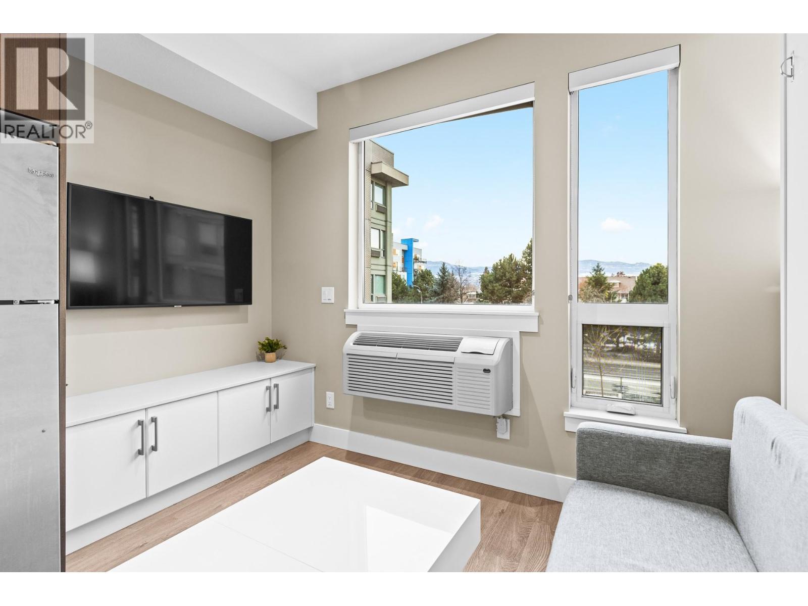 925 Leon Avenue Unit# 430