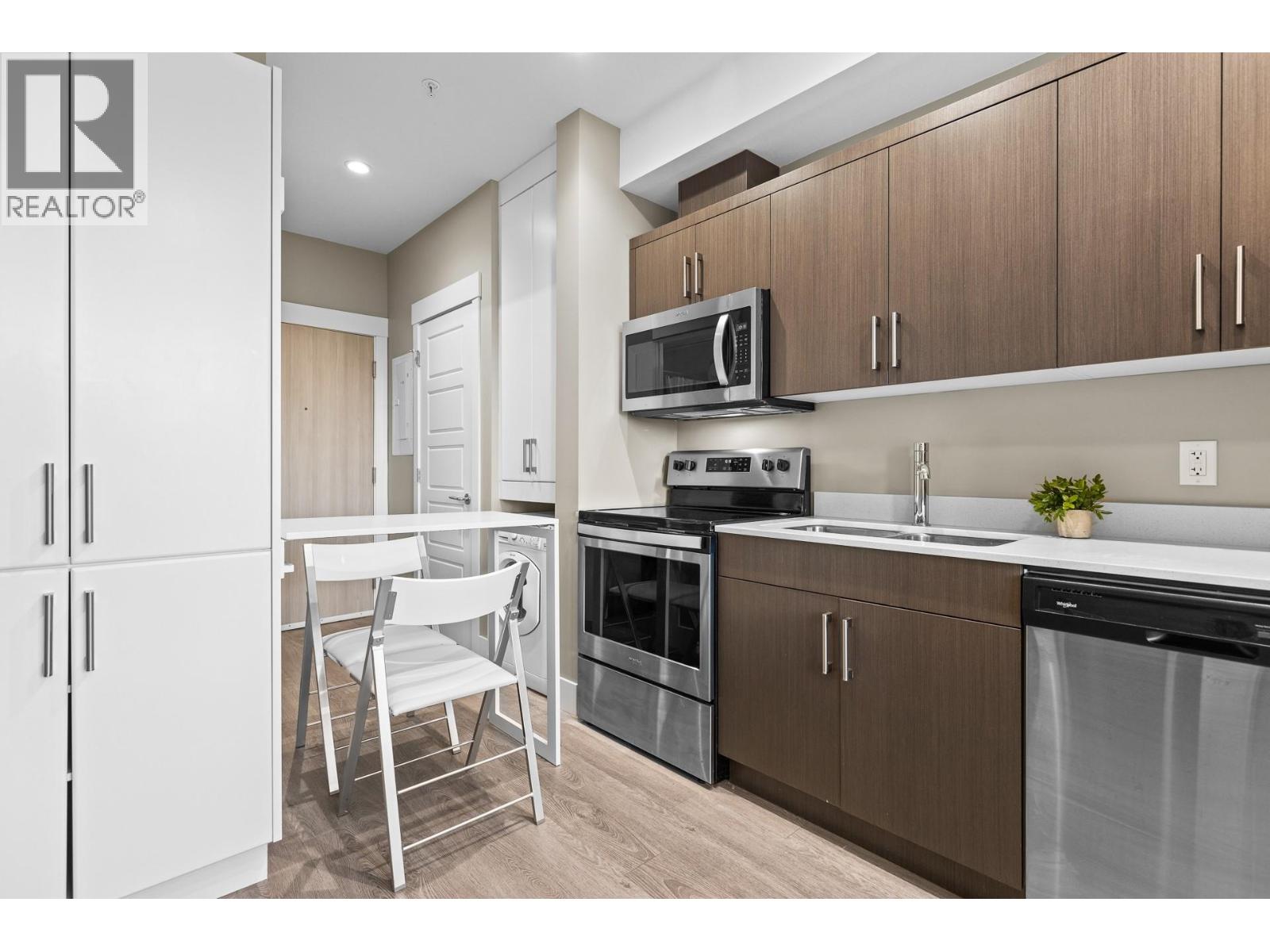 925 Leon Avenue Unit# 430