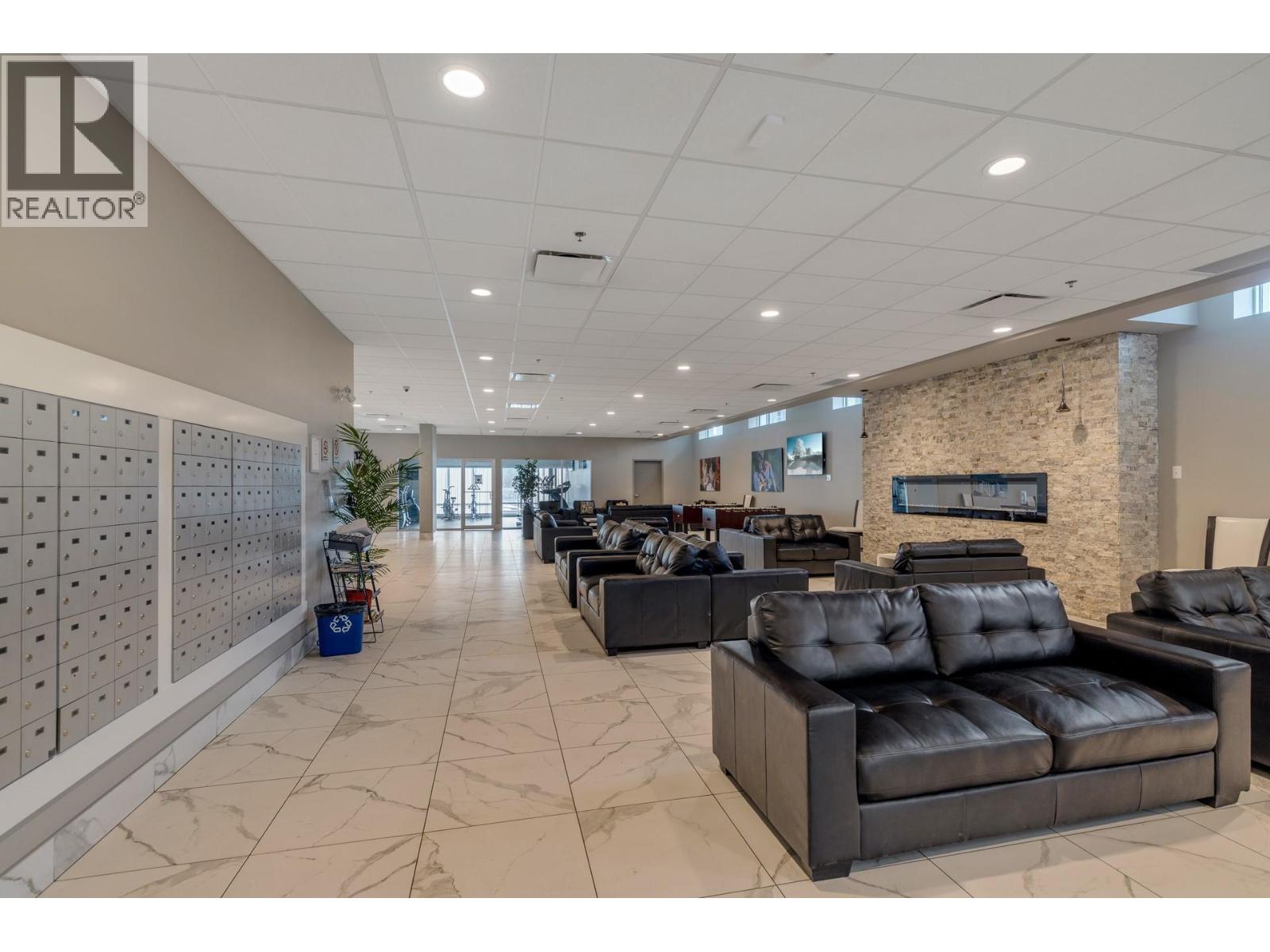 925 Leon Avenue Unit# 430