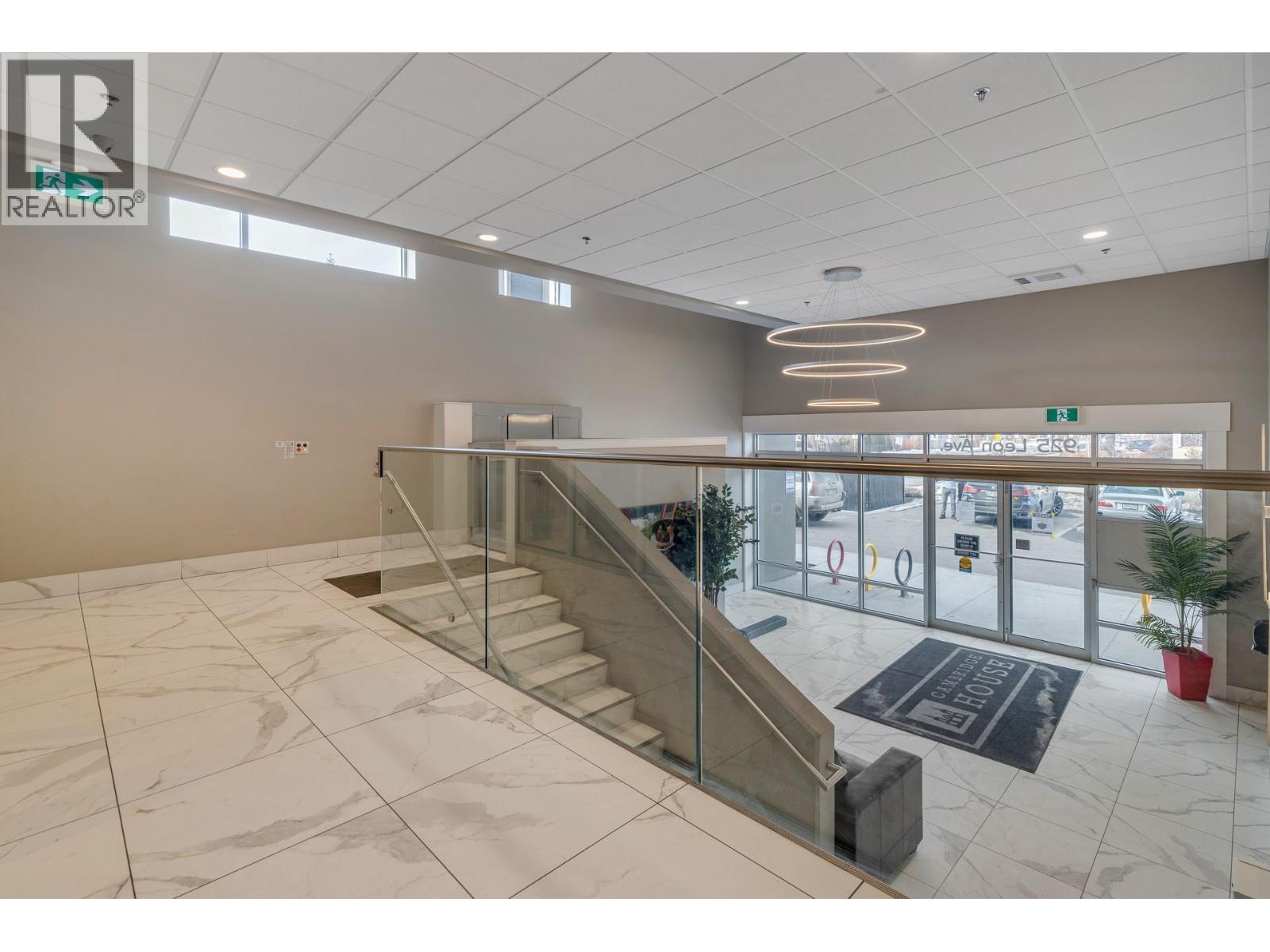 925 Leon Avenue Unit# 430