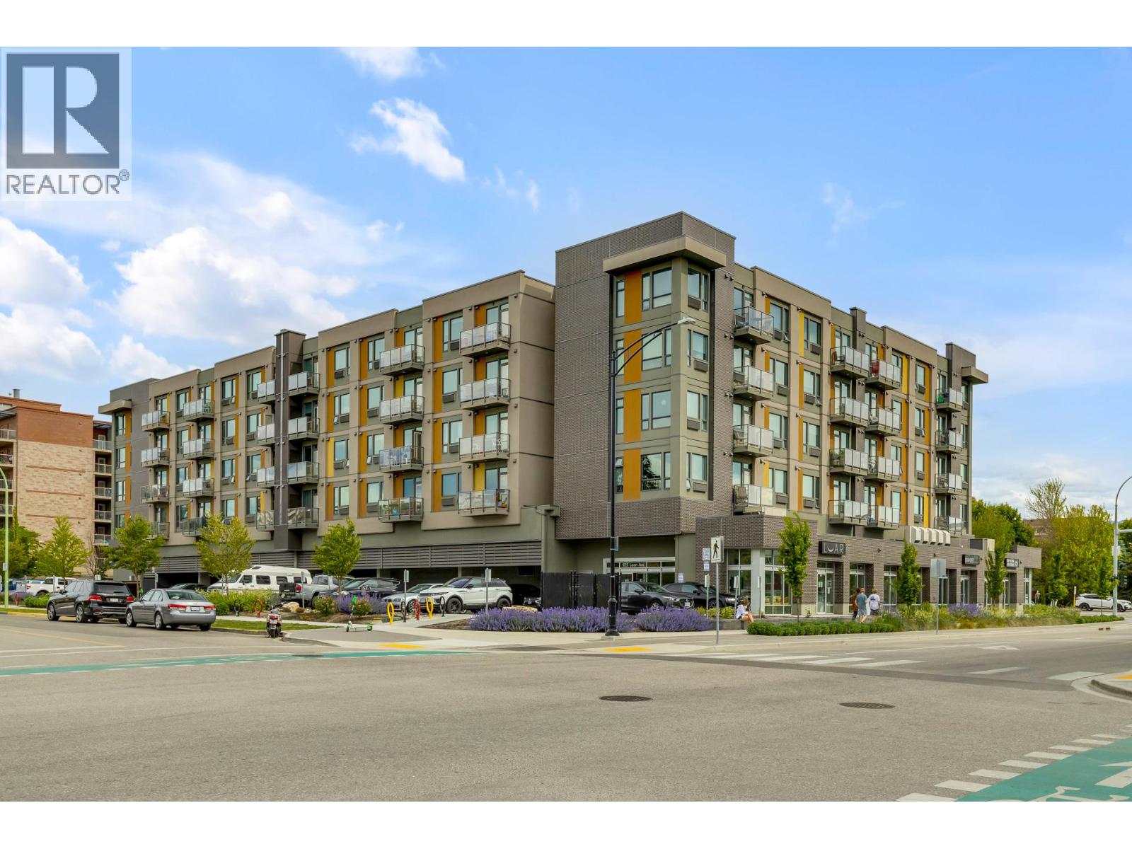 925 Leon Avenue Unit# 430