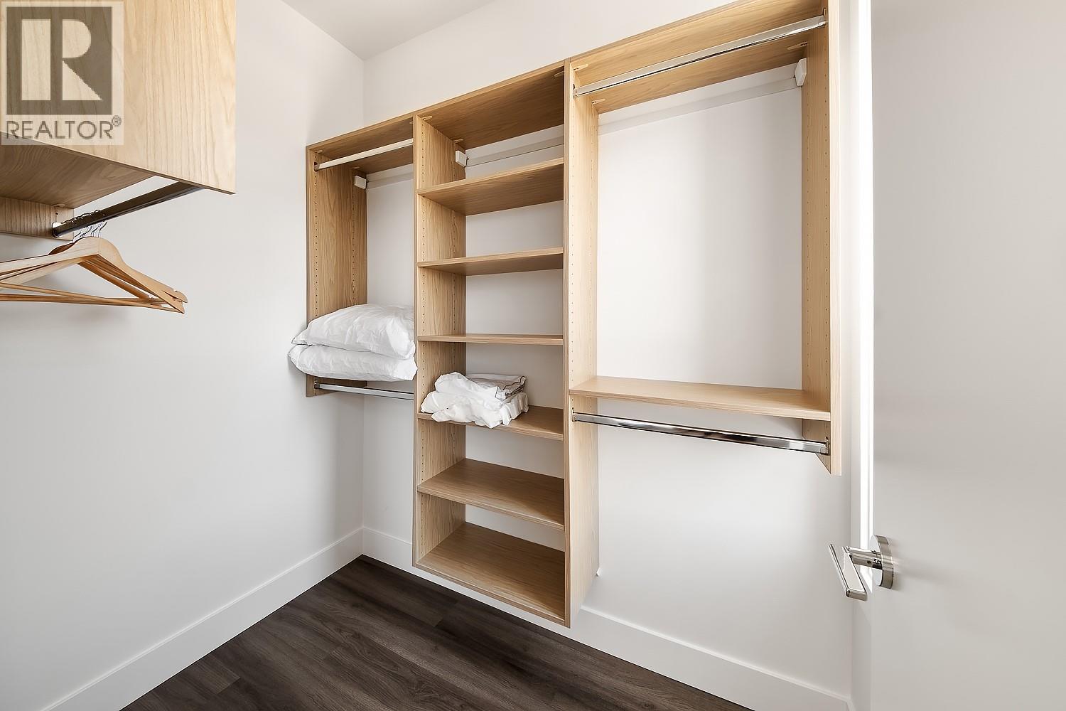 2100 CAMPBELL Road Unit# 157