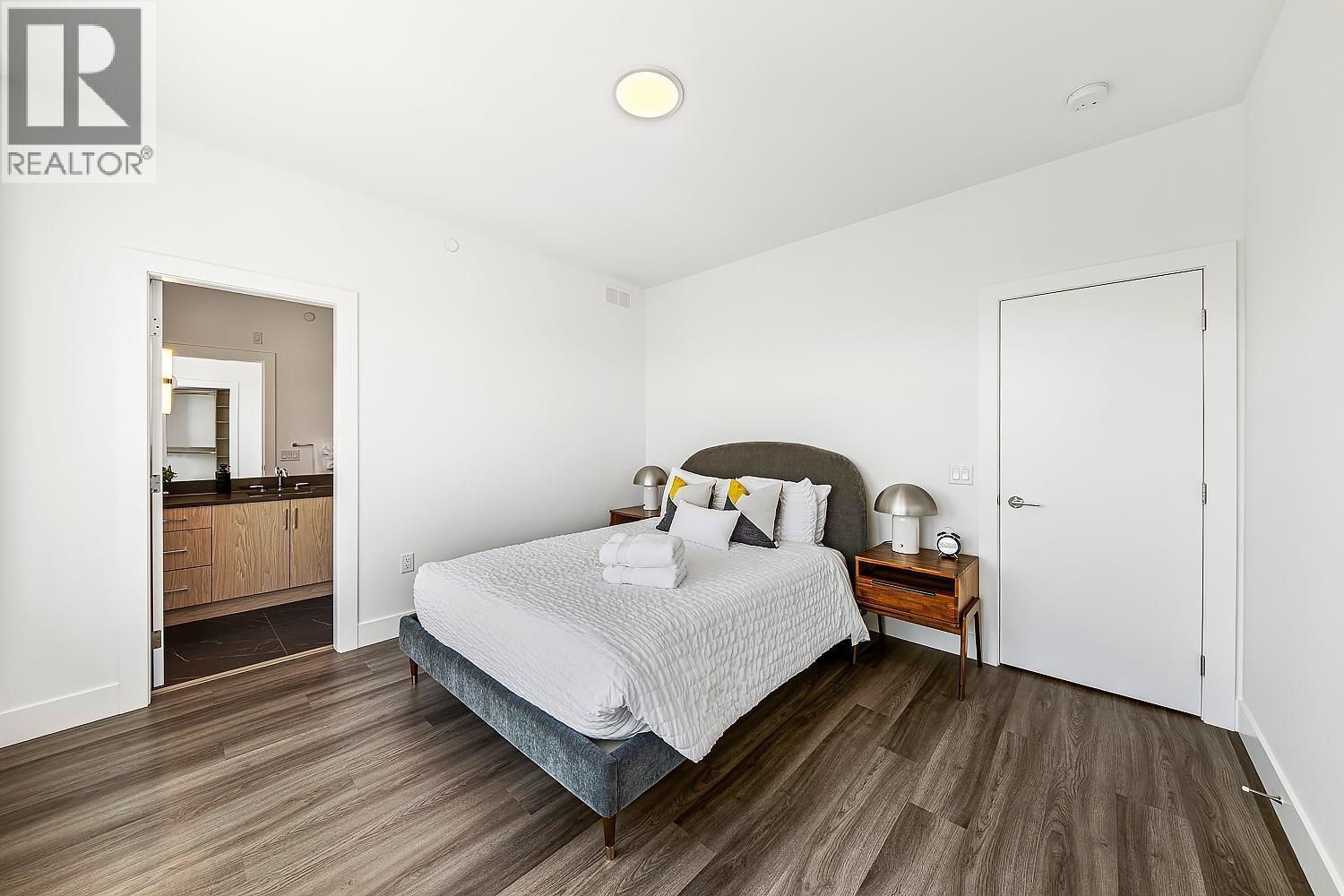 2100 CAMPBELL Road Unit# 157