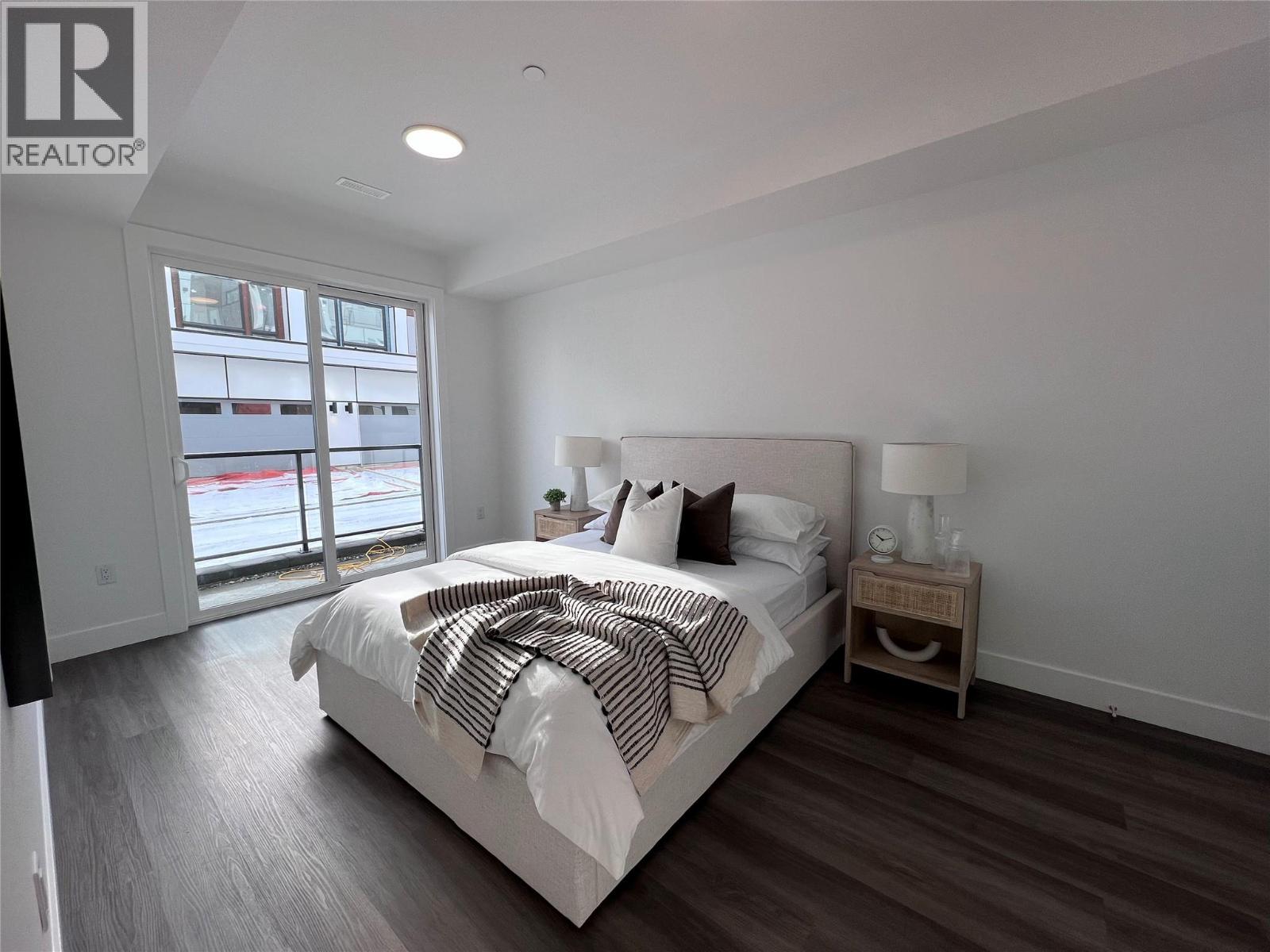 2100 CAMPBELL Road Unit# 170