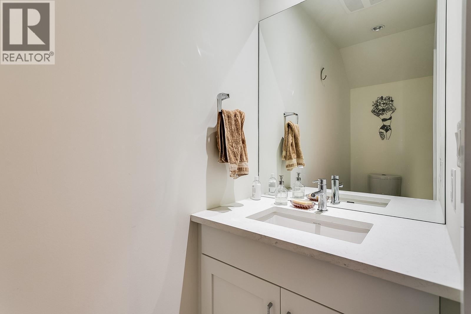 3030 Pandosy Street Unit# 318