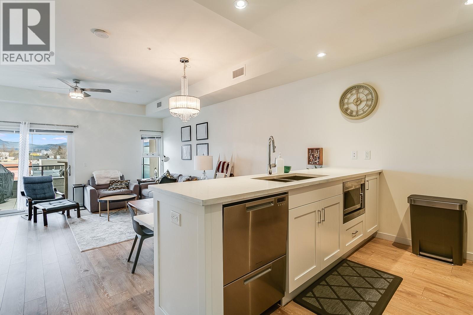 3030 Pandosy Street Unit# 318