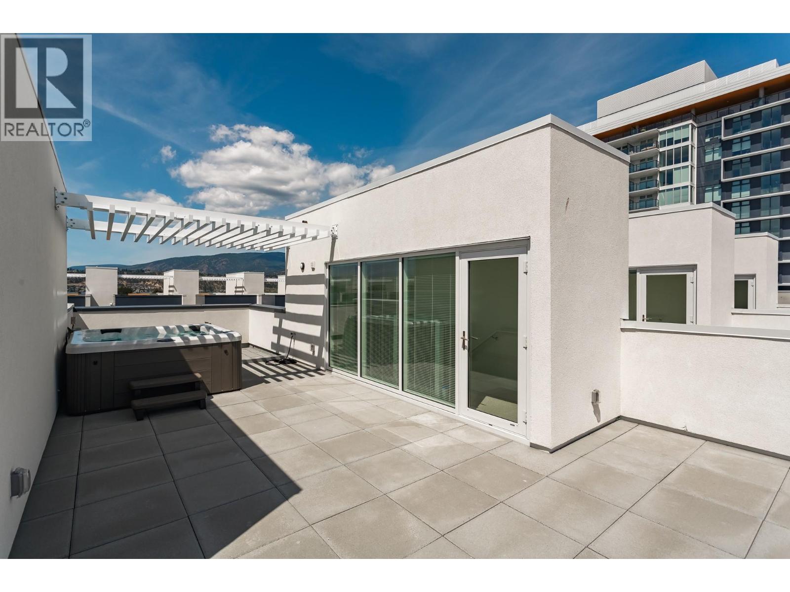 3030 Pandosy Street Unit# 318