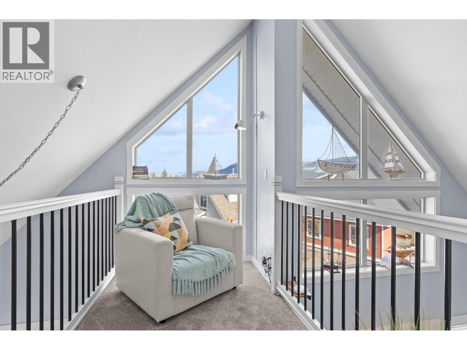 6844 Santiago Loop
