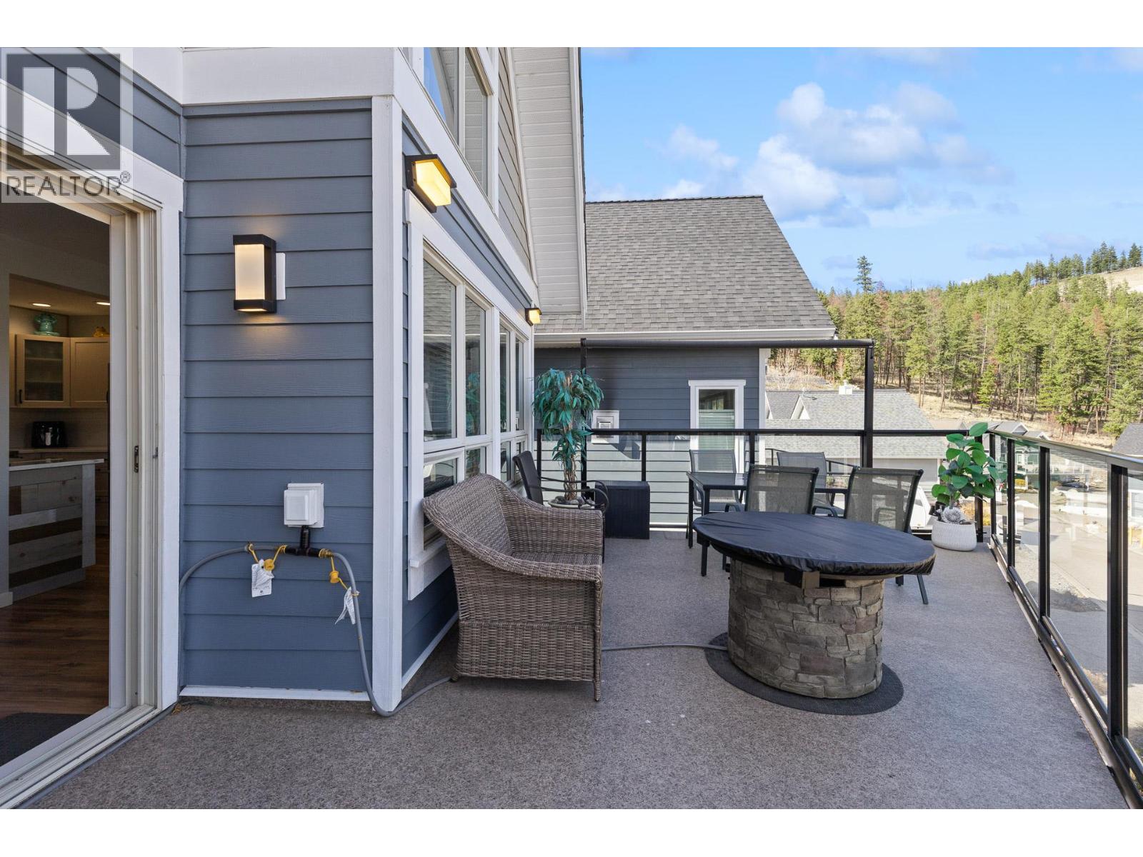 6844 Santiago Loop