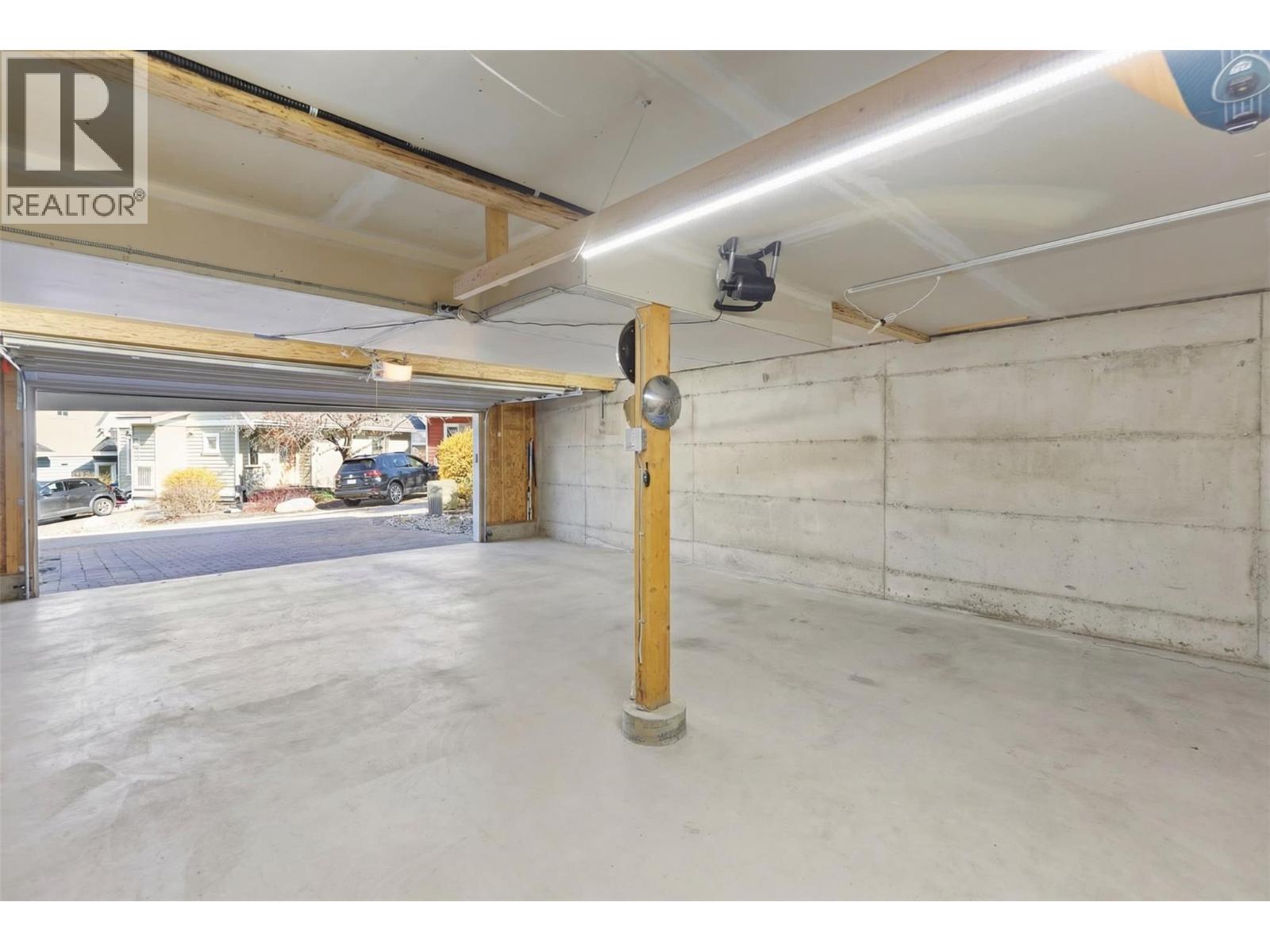 6844 Santiago Loop