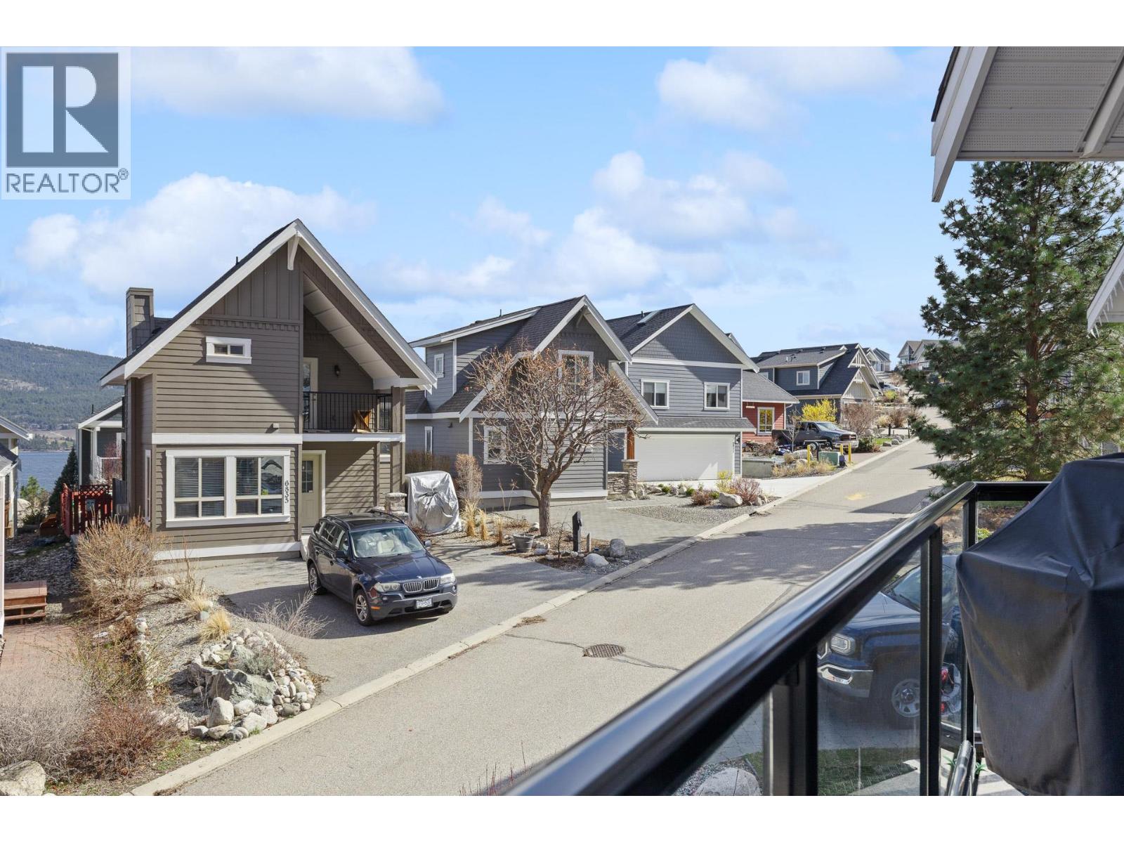 6844 Santiago Loop
