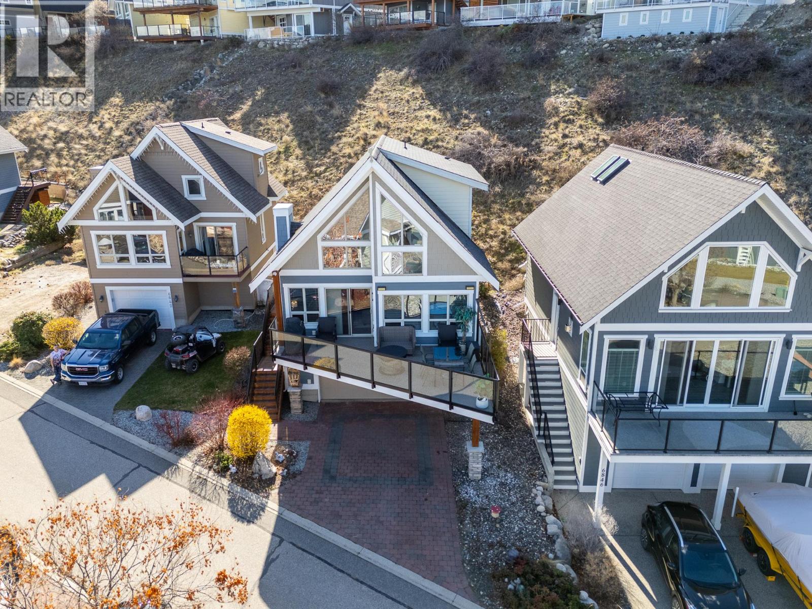 6844 Santiago Loop