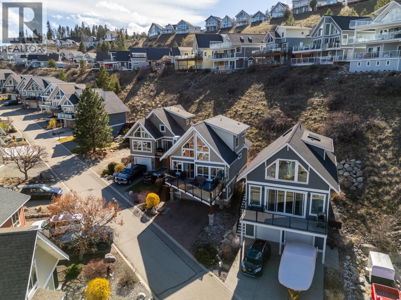 6844 Santiago Loop