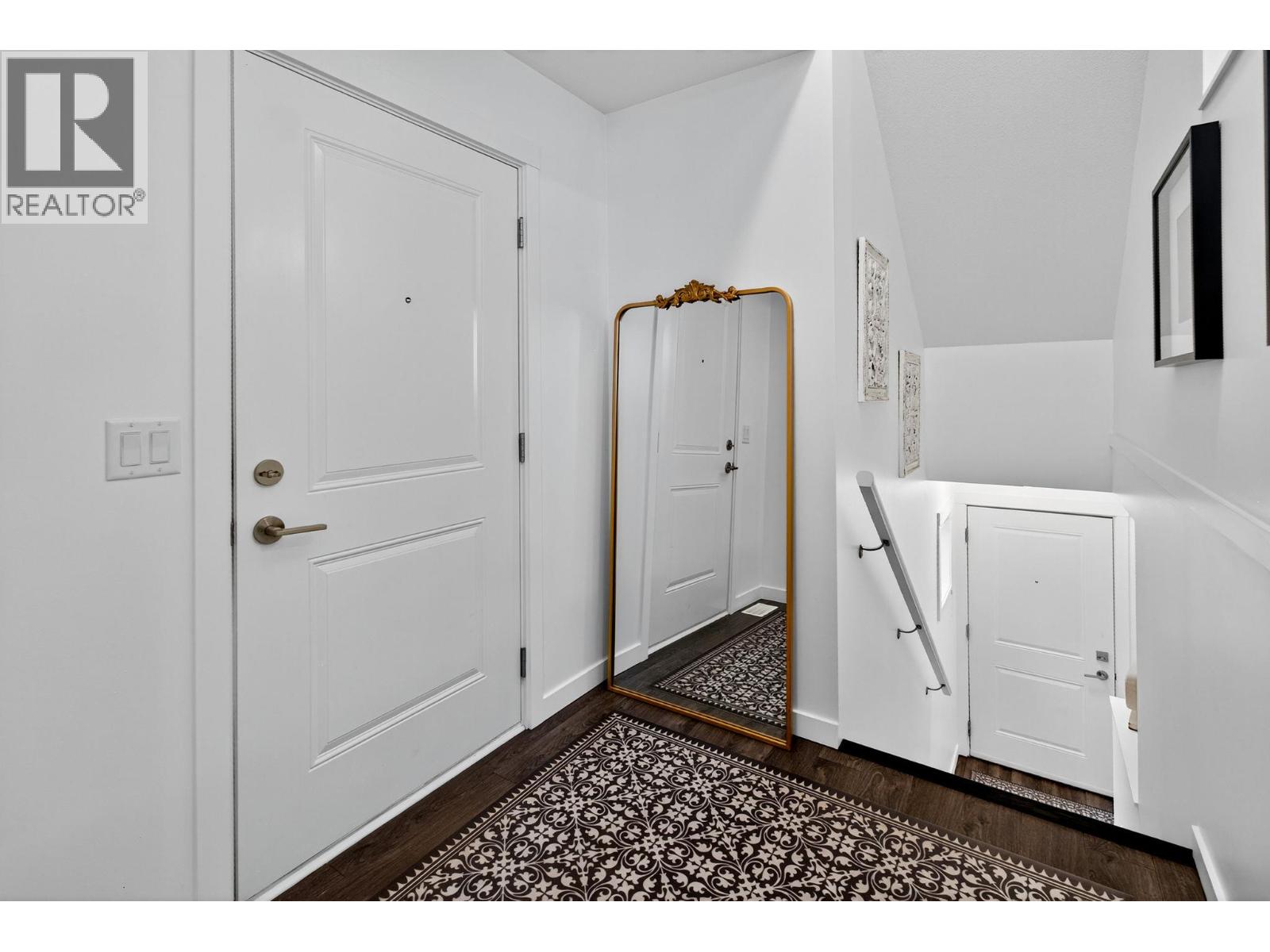 680 Old Meadows Road Unit# 30